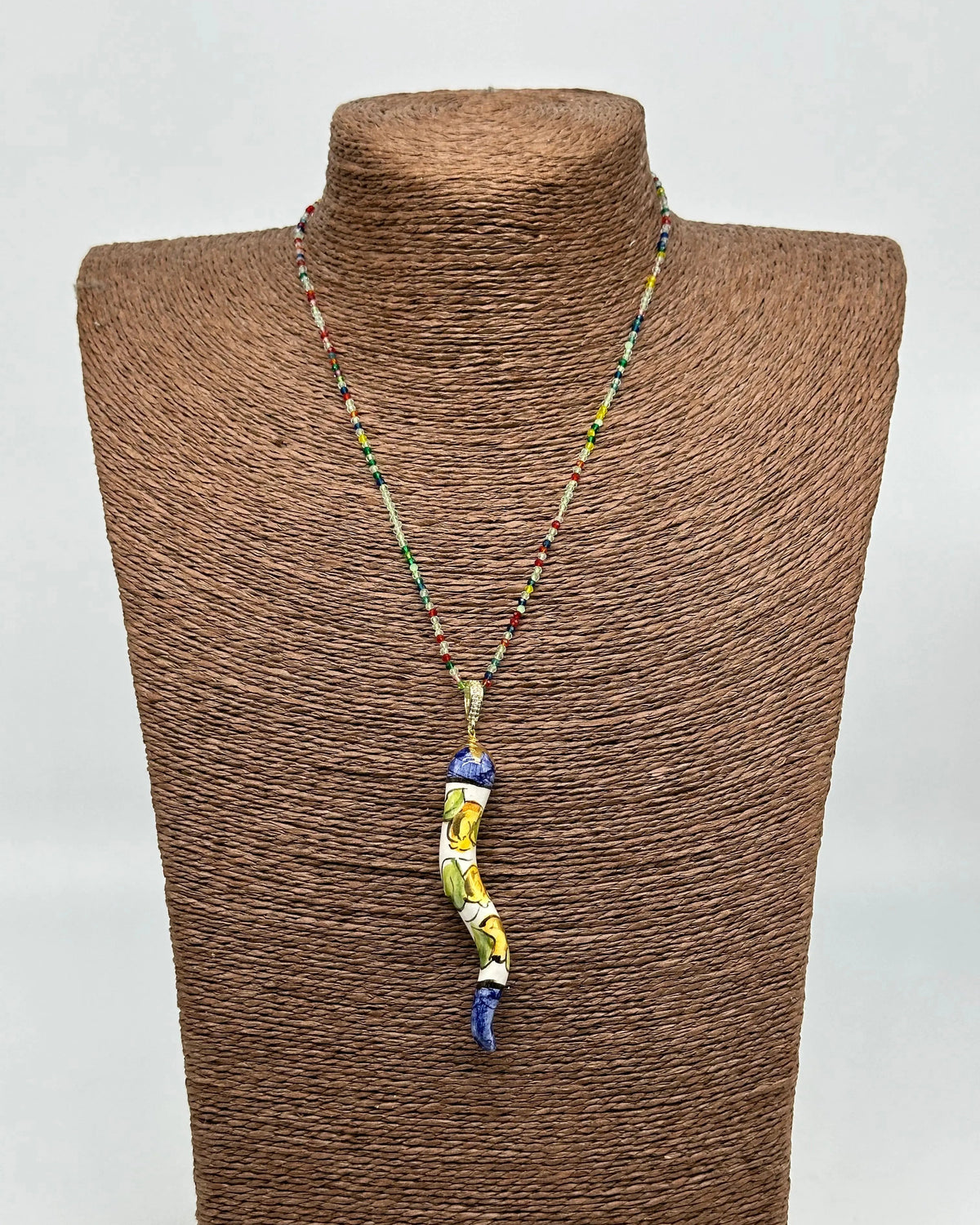Collana Corno Portafotuna Ceramica Caltagirone, catena perle multicolor V.1 DD CERAMICHE SICILIANE