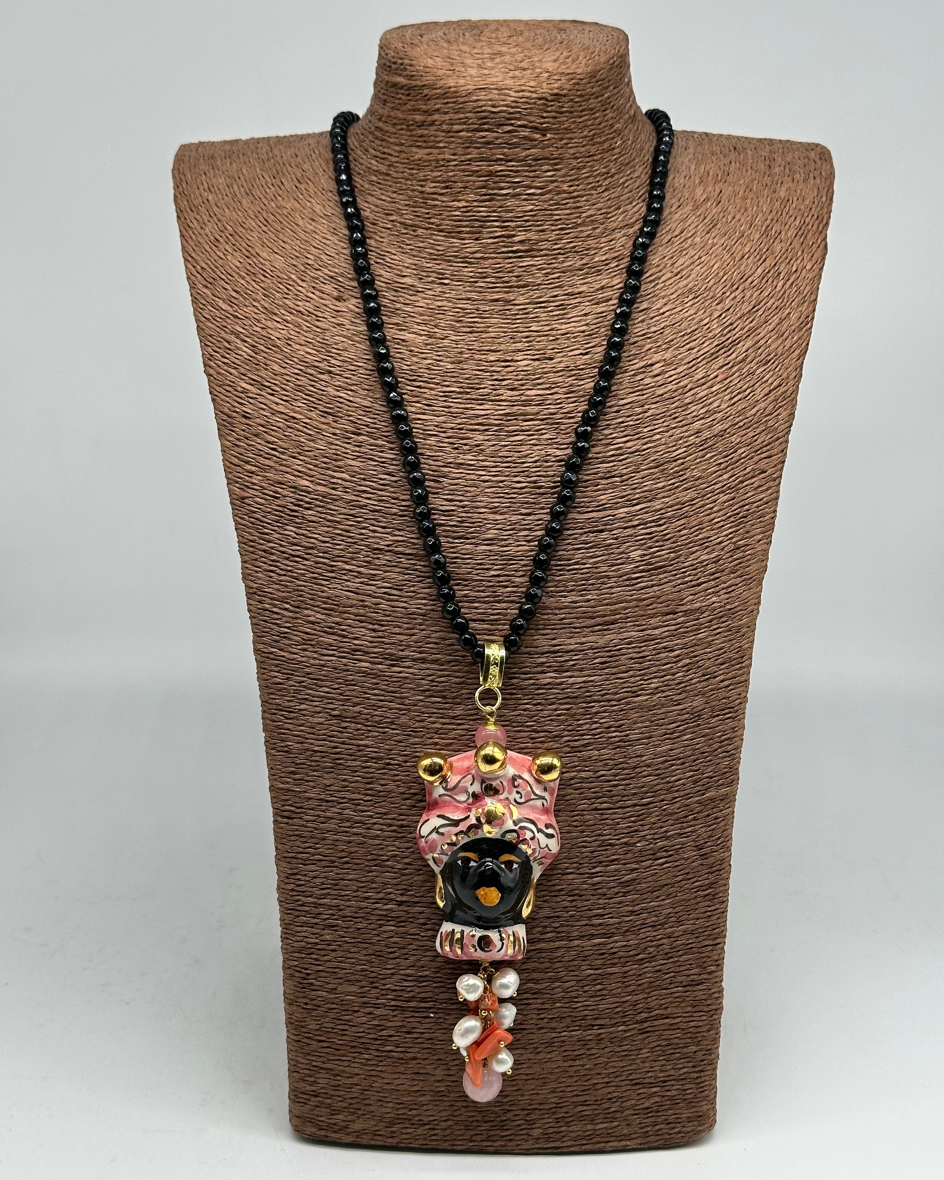 Collana di pietre nere Testa di Moro Ceramica di Caltagirone Turbante Rosa Decorato V.2 - COLLANA
