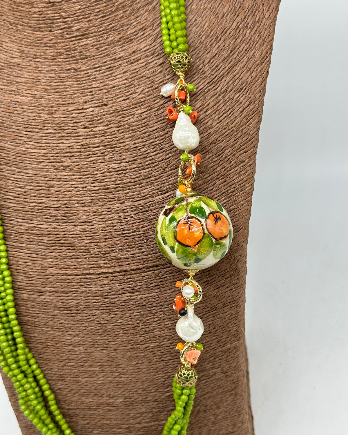 Collana Pietre Verde Sfera Decorata Ceramica di Caltagirone e Perle - COLLANA