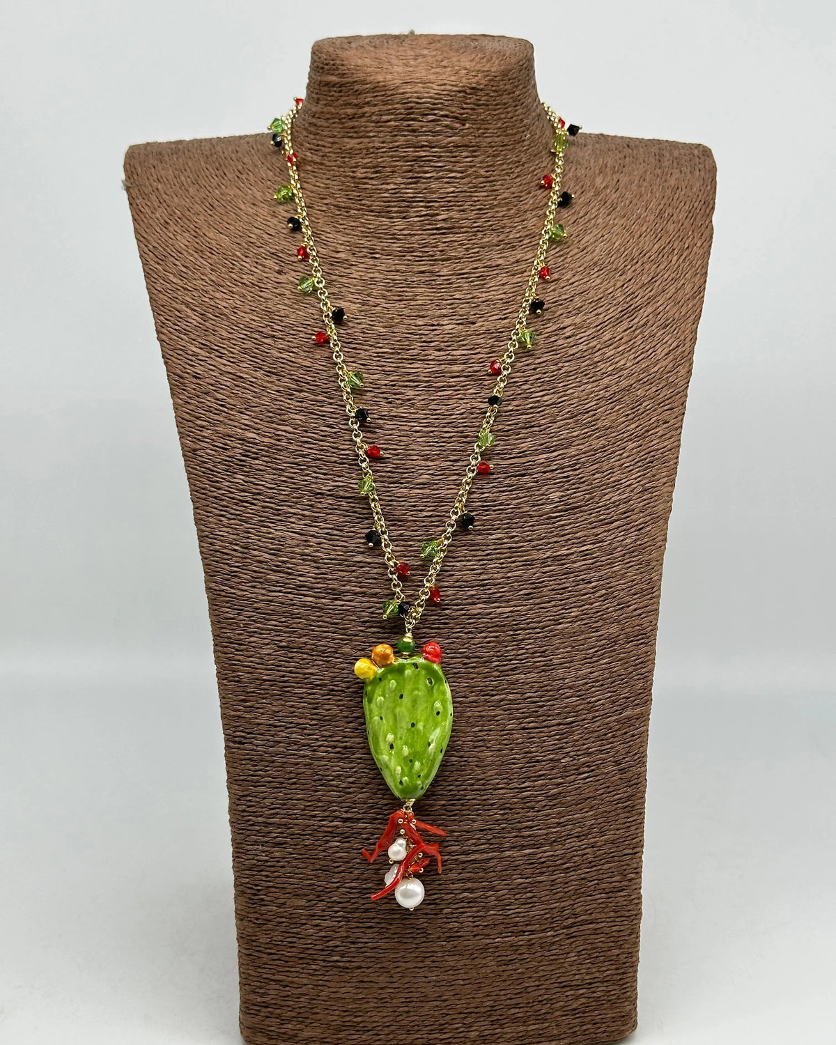 Collana Siciliana Fico d'India in Ceramica di Caltagirone, pietre, corallo, catena dorata V.2 DD CERAMICHE SICILIANE