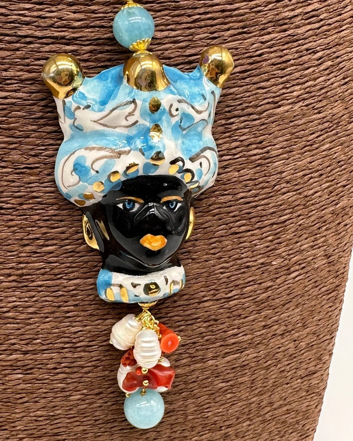 Collana Siciliana Testa di Moro Ceramica di Caltagirone Turbante Celeste Decorato Sfere Oro - COLLANA