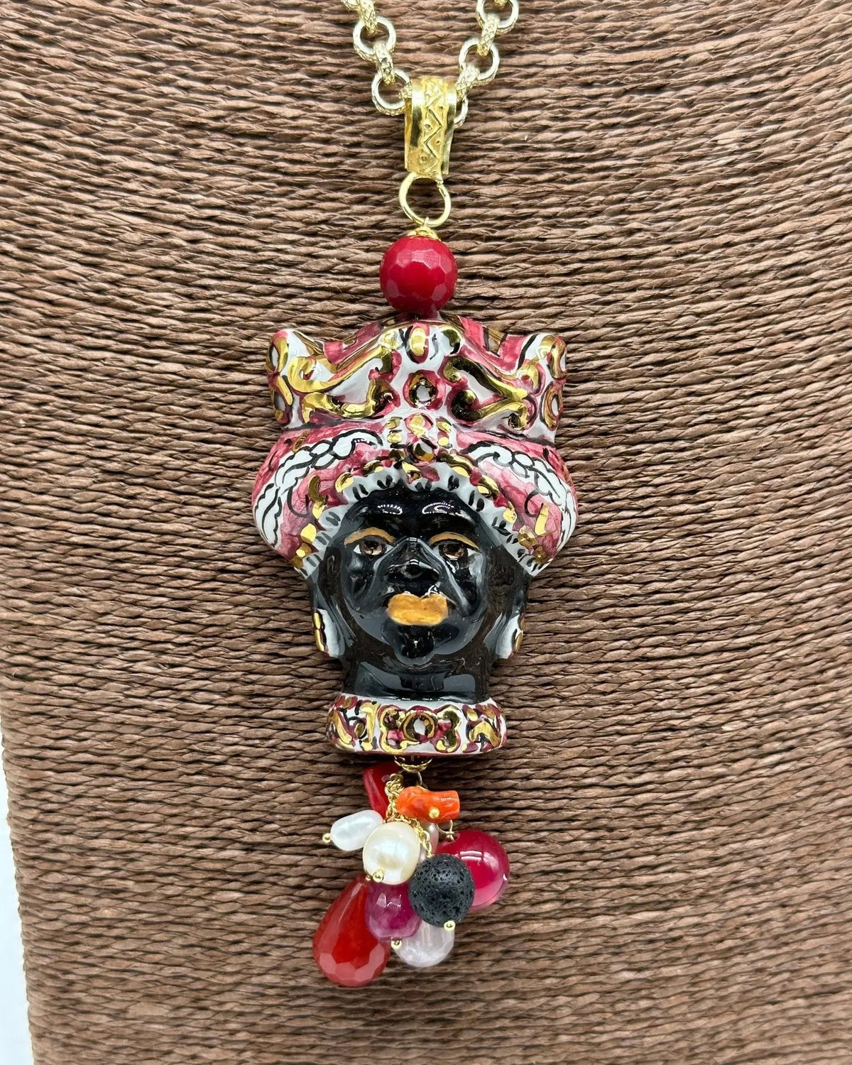 Collana Siciliana Testa di Moro Ceramica di Caltagirone Turbante Bordeaux Decorato dettagli Oro - COLLANA