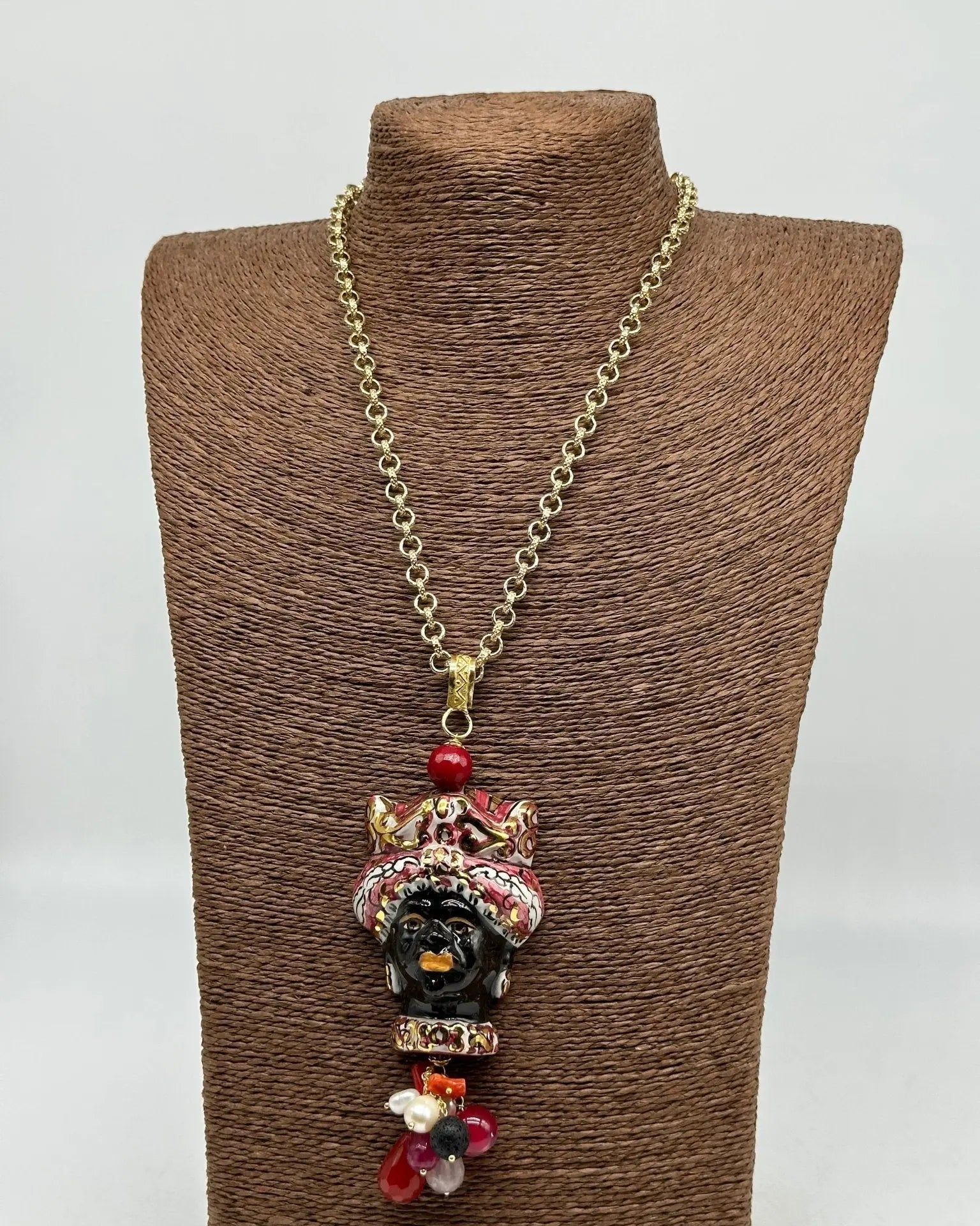 Collana Siciliana Testa di Moro Ceramica di Caltagirone Turbante Bordeaux Decorato dettagli Oro - COLLANA