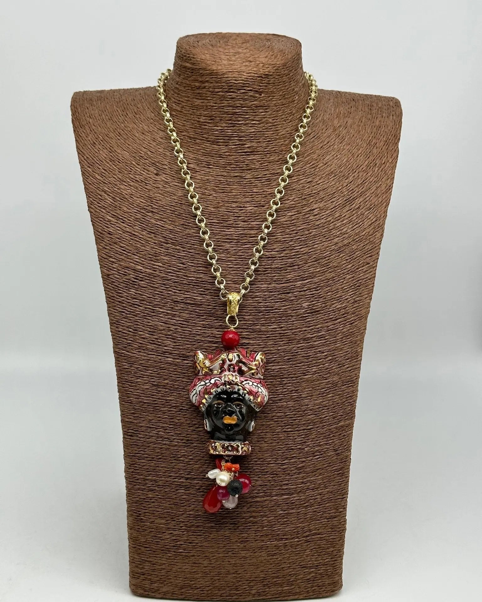 Collana Siciliana Testa di Moro Ceramica di Caltagirone Turbante Bordeaux Decorato dettagli Oro - COLLANA