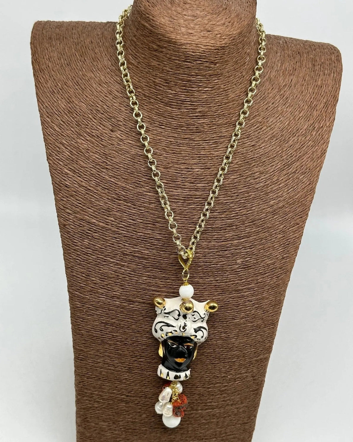 Collana Siciliana Testa di Moro Ceramica di Caltagirone Turbante Bianco Decorato Sfere Oro - COLLANA