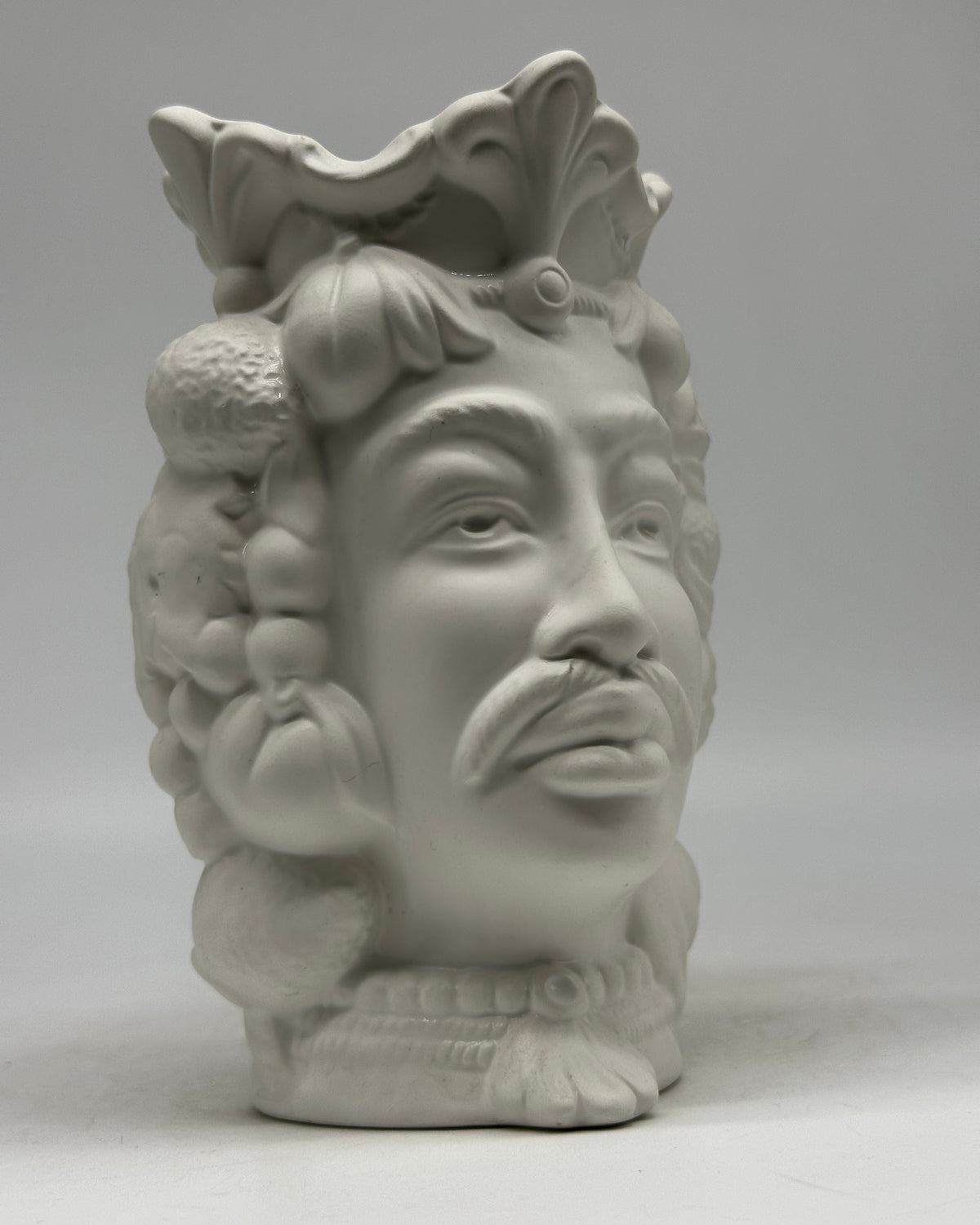 FINE SERIE - Testa di Moro Afro Frutta Uomo Ceramica Caltagirone cm H.18 L.12 Artigianale Bianco Opaco - TESTE DI MORO