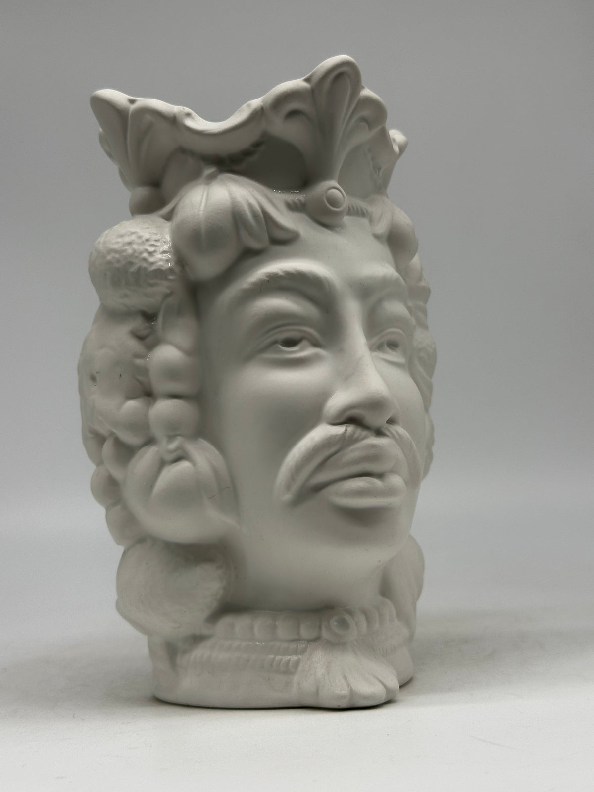 FINE SERIE - Testa di Moro Afro Frutta Uomo Ceramica Caltagirone cm H.18 L.12 Artigianale Bianco Opaco - TESTE DI MORO