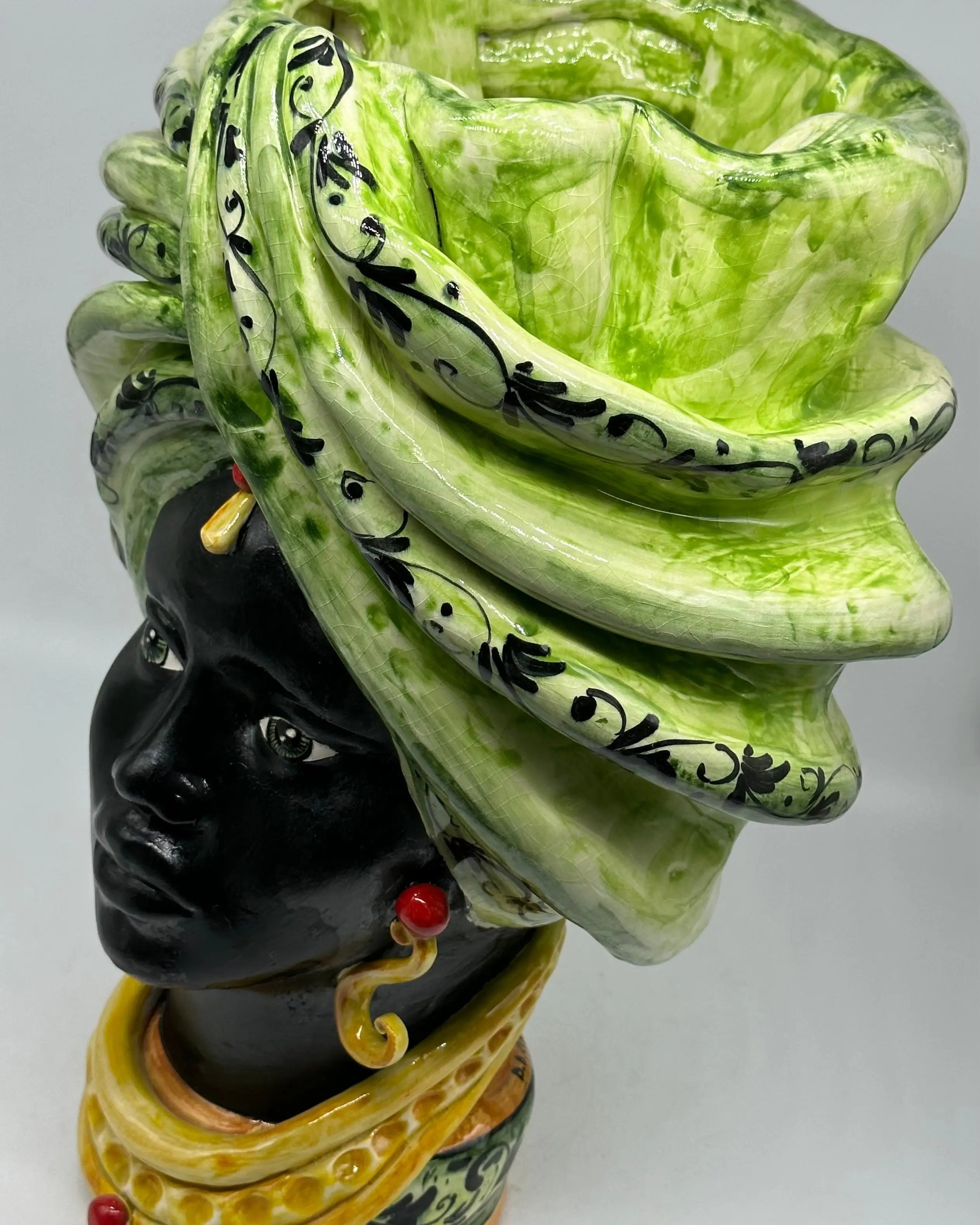 FINE SERIE - Teste di Moro Zeus Ceramica Caltagirone cm H.45 L.28 Artigianale Verde Nero DD CERAMICHE SICILIANE