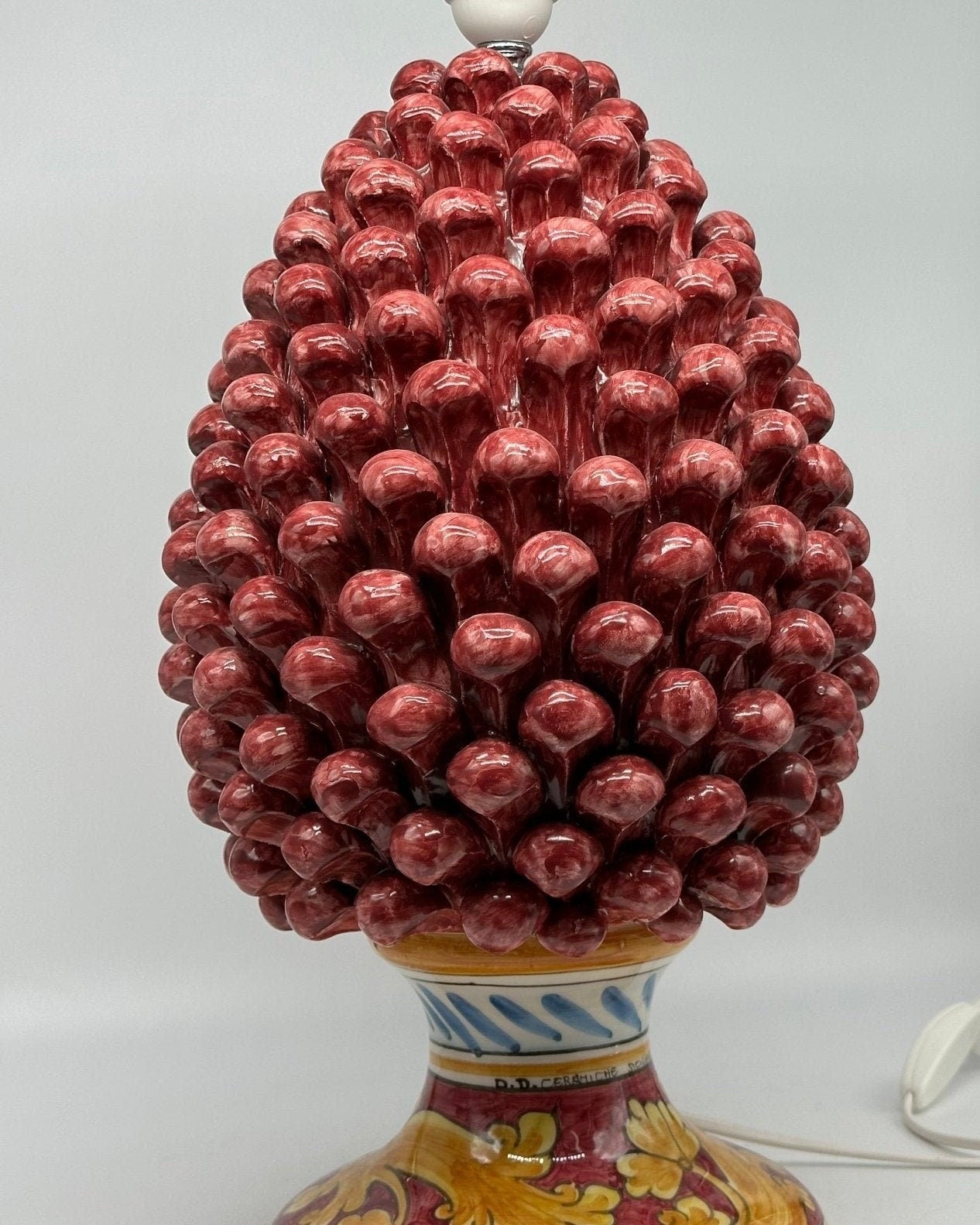 Lampada Pigna Ceramica Caltagirone cm H.40 Artigianale Bordeaux Base Decorata - DD CERAMICHE SICILIANE