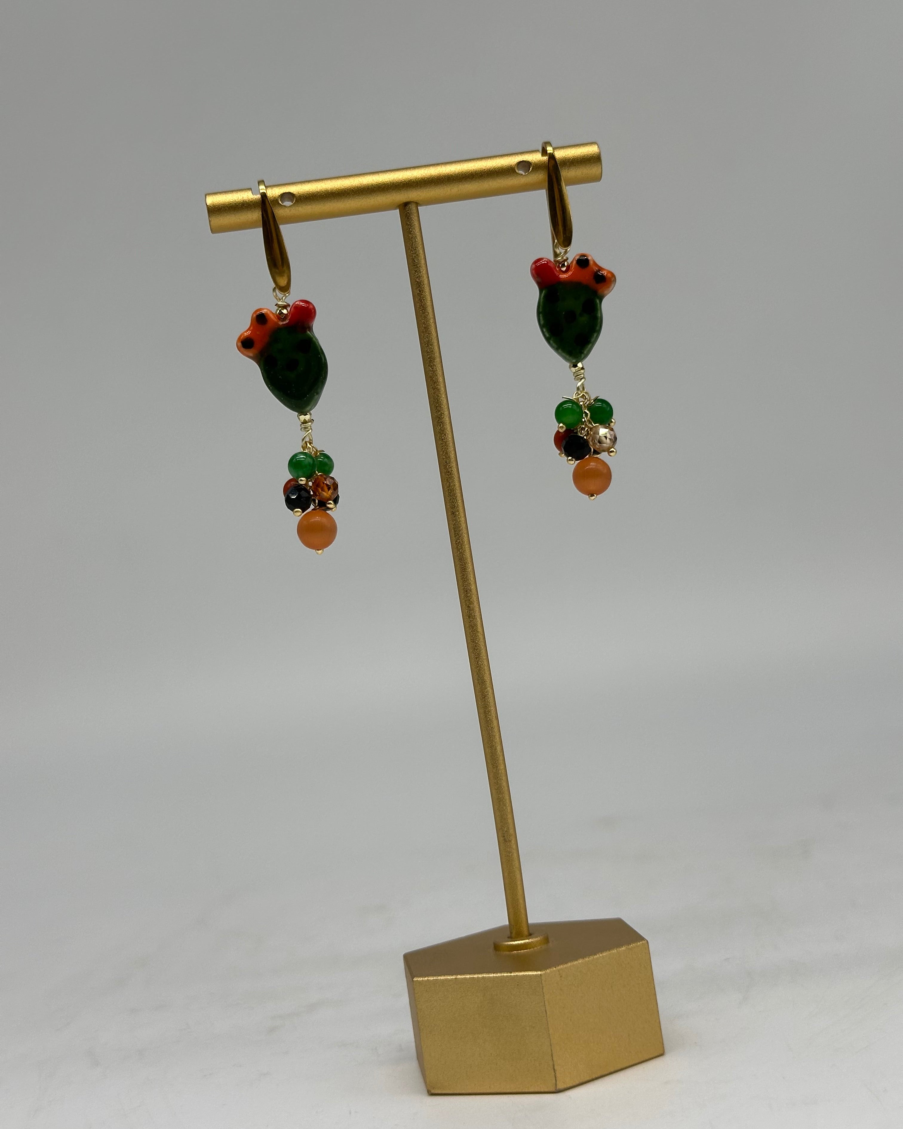 Orecchini Artigianali Fichi d’India in Ceramica di Caltagirone pietre varie V.4 - ORECCHINI