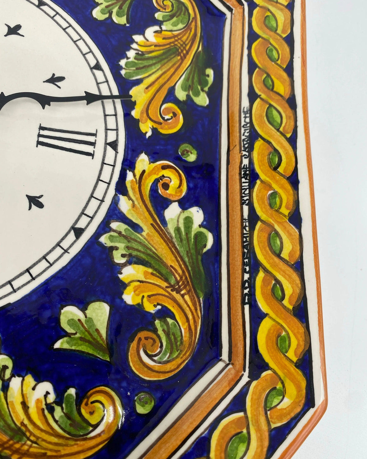 Orologio da Parete Ceramica Caltagirone Ottagonale dipinto a mano cm 32 Decoro n.2 DD CERAMICHE SICILIANE
