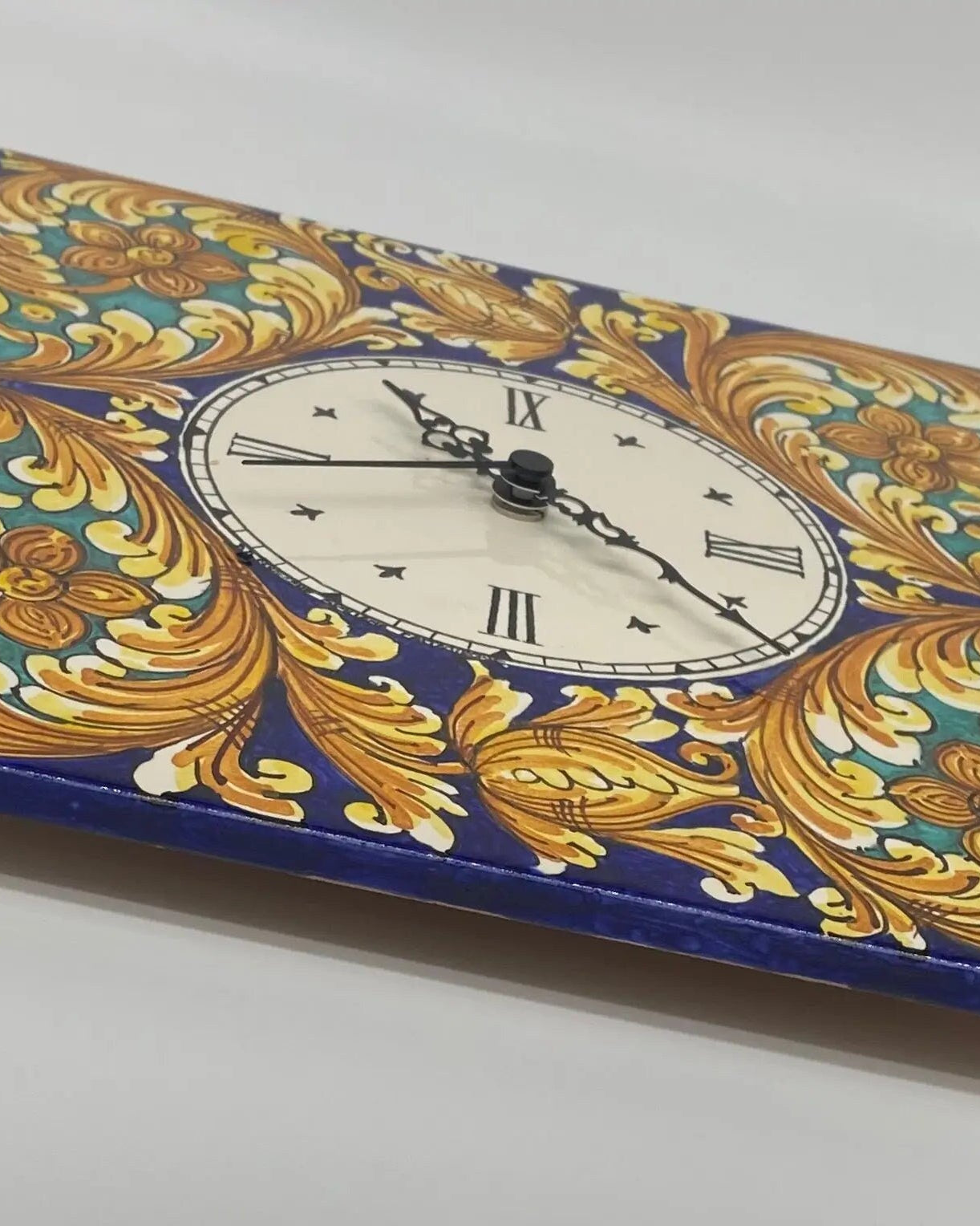 Orologio da Parete Ceramica Caltagirone Quadrato dipinto a mano Lato 30cm Decoro n.2 DD CERAMICHE SICILIANE