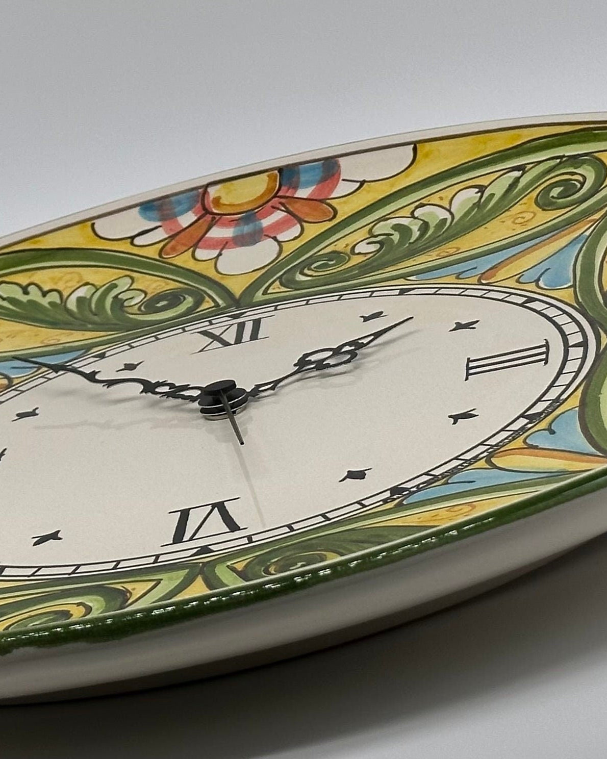 Orologio da Parete Ceramica Caltagirone Rotondo dipinto a mano cm D.43 Decoro n.1