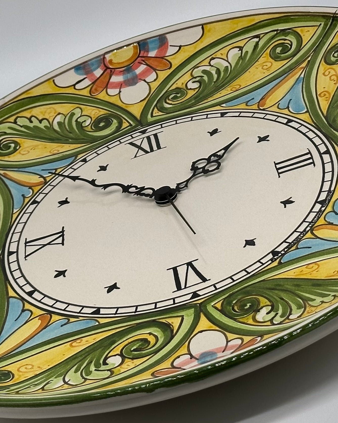 Orologio da Parete Ceramica Caltagirone Rotondo dipinto a mano cm D.43 Decoro n.1