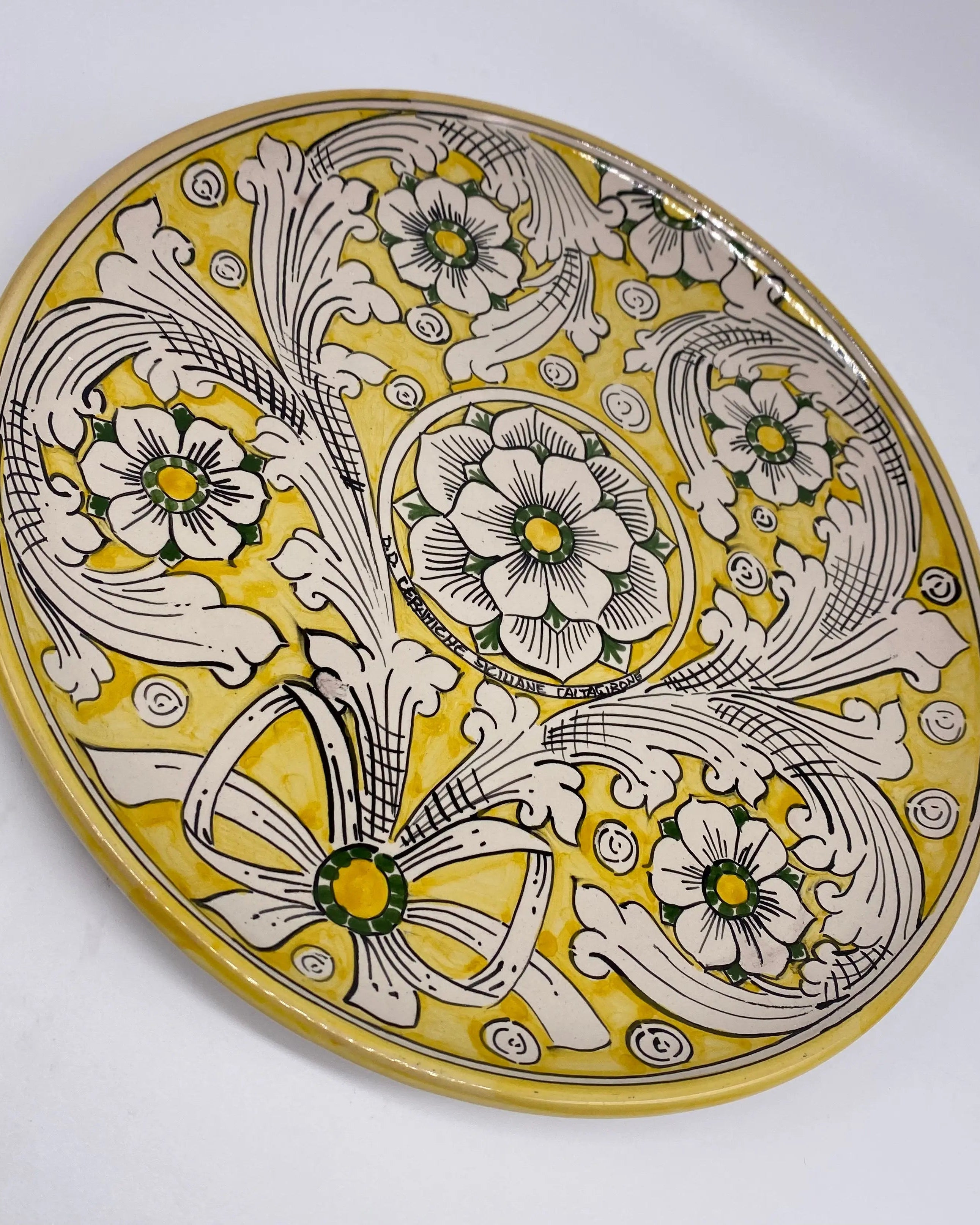 Piatto Decorativo dipinto a mano diametro cm 30 Decoro n.11 DD CERAMICHE SICILIANE