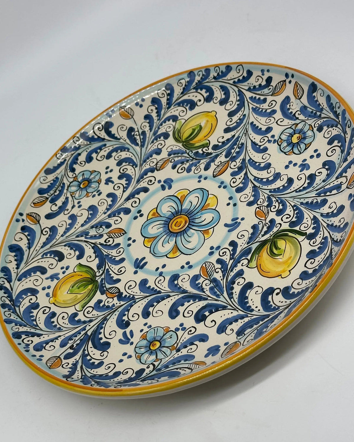 Piatto Decorativo dipinto a mano diametro cm 30 Decoro n.22 DD CERAMICHE SICILIANE