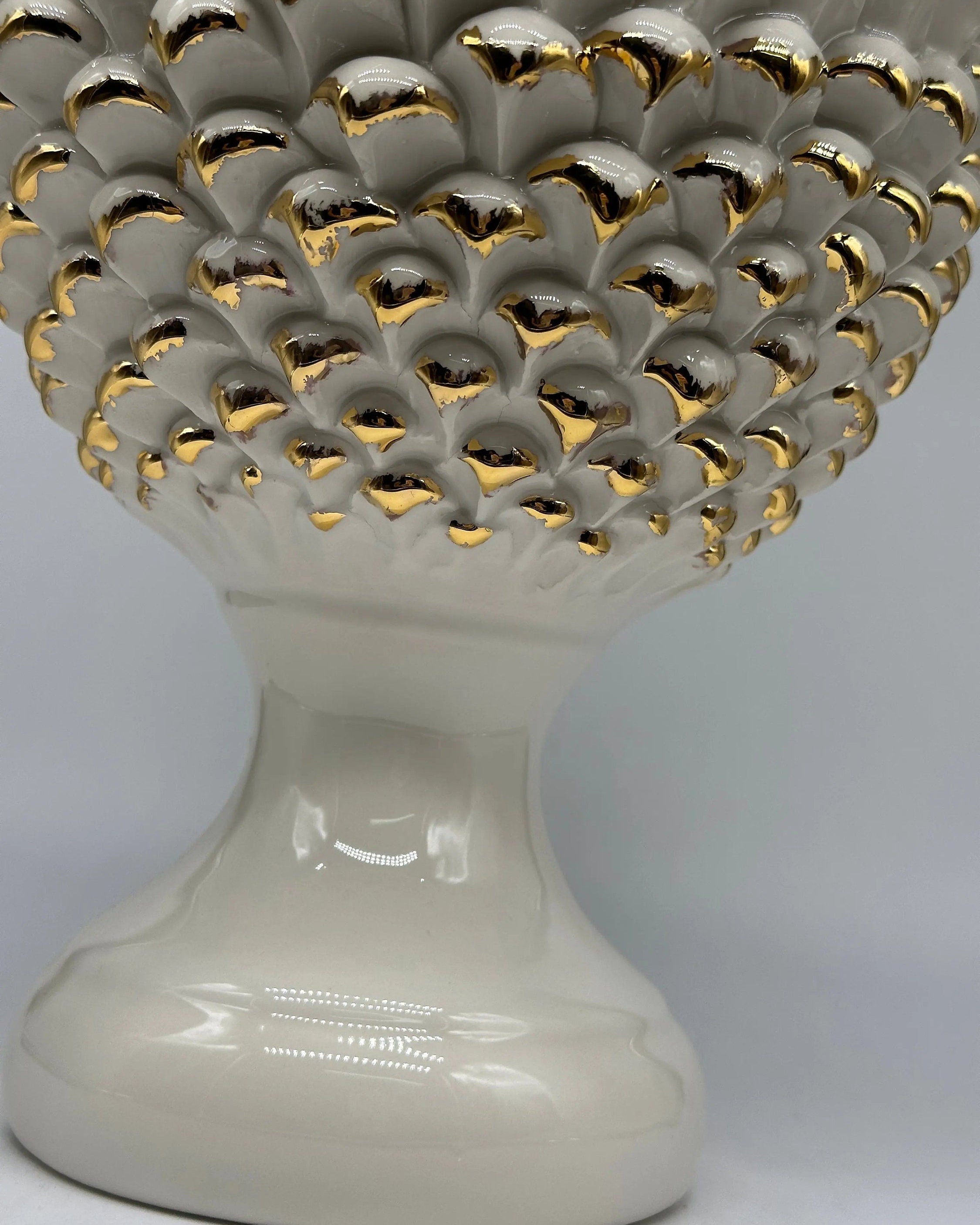 Pigna Ceramica Caltagirone cm H.40 Artigianale Bianco Oro Linea Luis DD CERAMICHE SICILIANE
