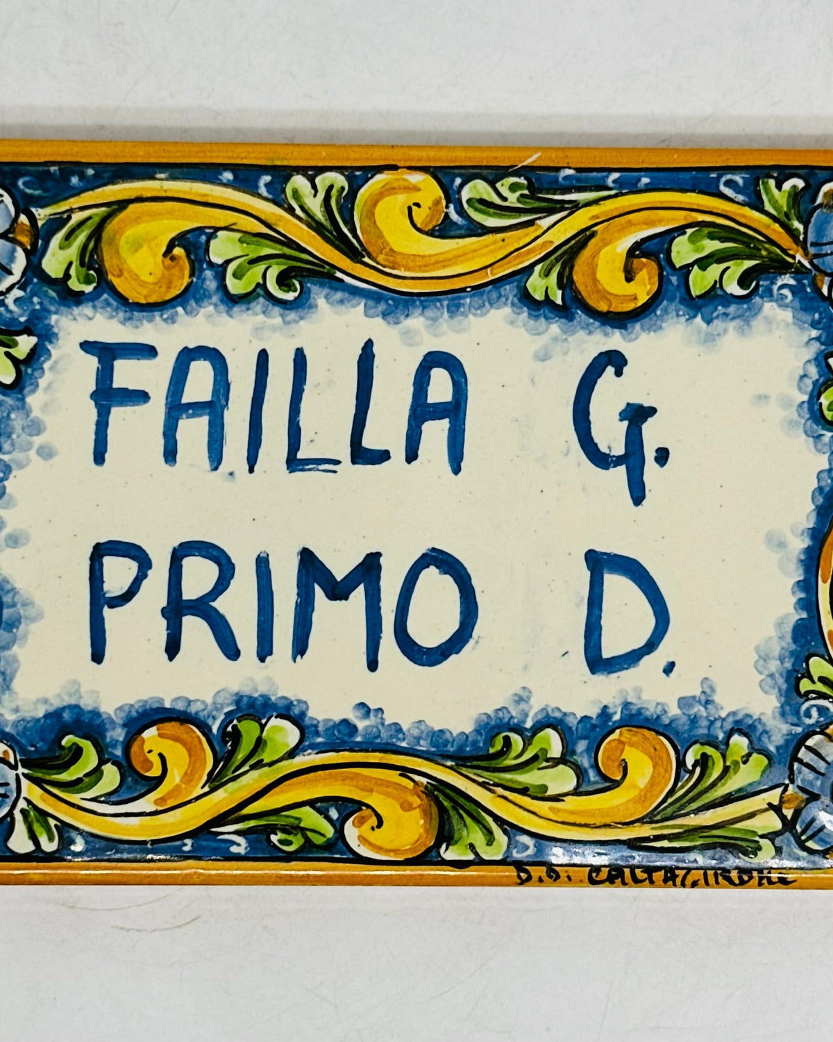 Targa Famiglia Mattonella cm 15x10 Ceramica Artigianale Caltagirone - Ornato Pieno - MADE IN SICILY