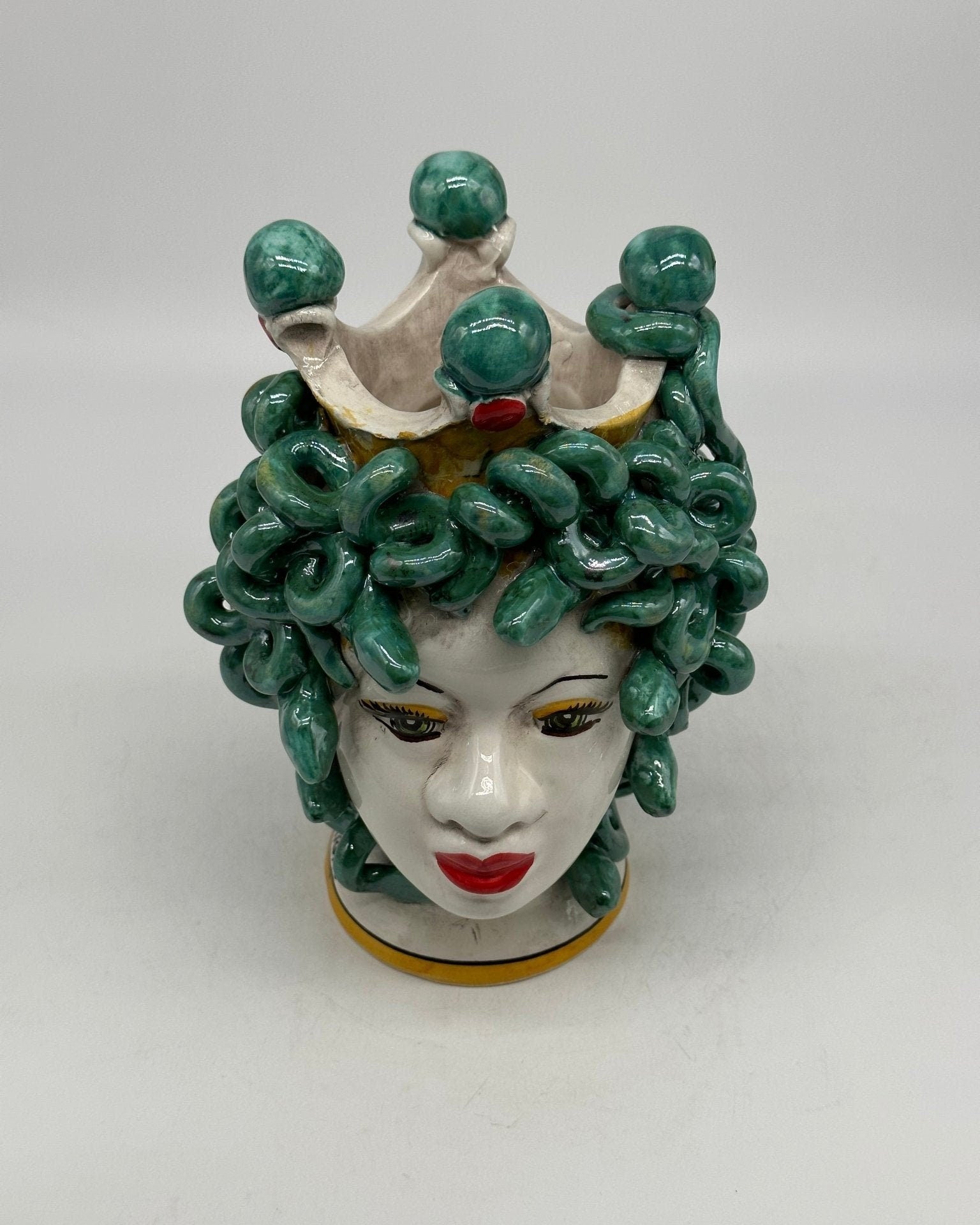 Testa Mitologica Medusa Ceramica Caltagirone cm H.20 L.15 Artigianale - DD CERAMICHE SICILIANE