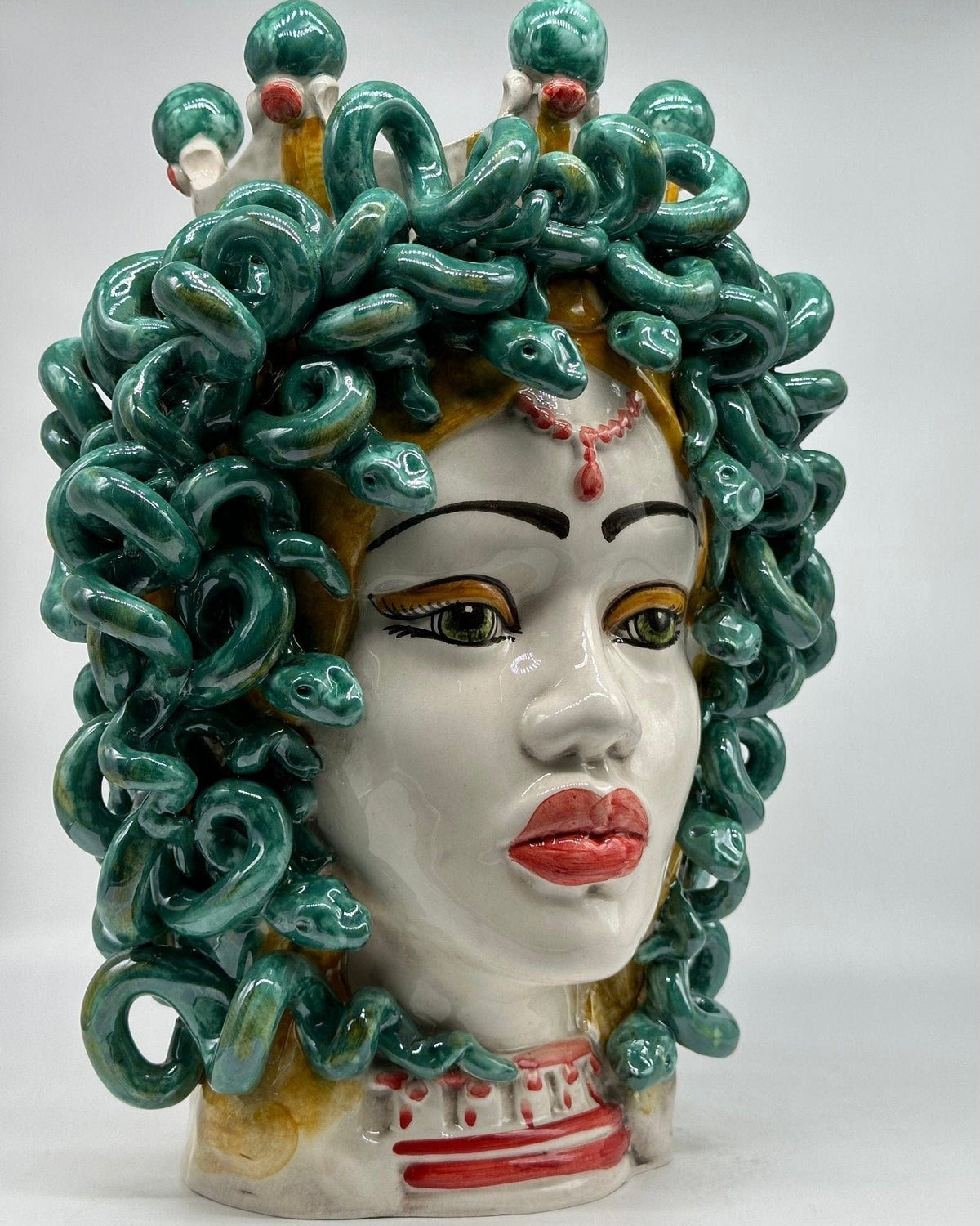 Testa Mitologica Medusa Ceramica Caltagirone cm H.40 L.30 Artigianale - DD CERAMICHE SICILIANE