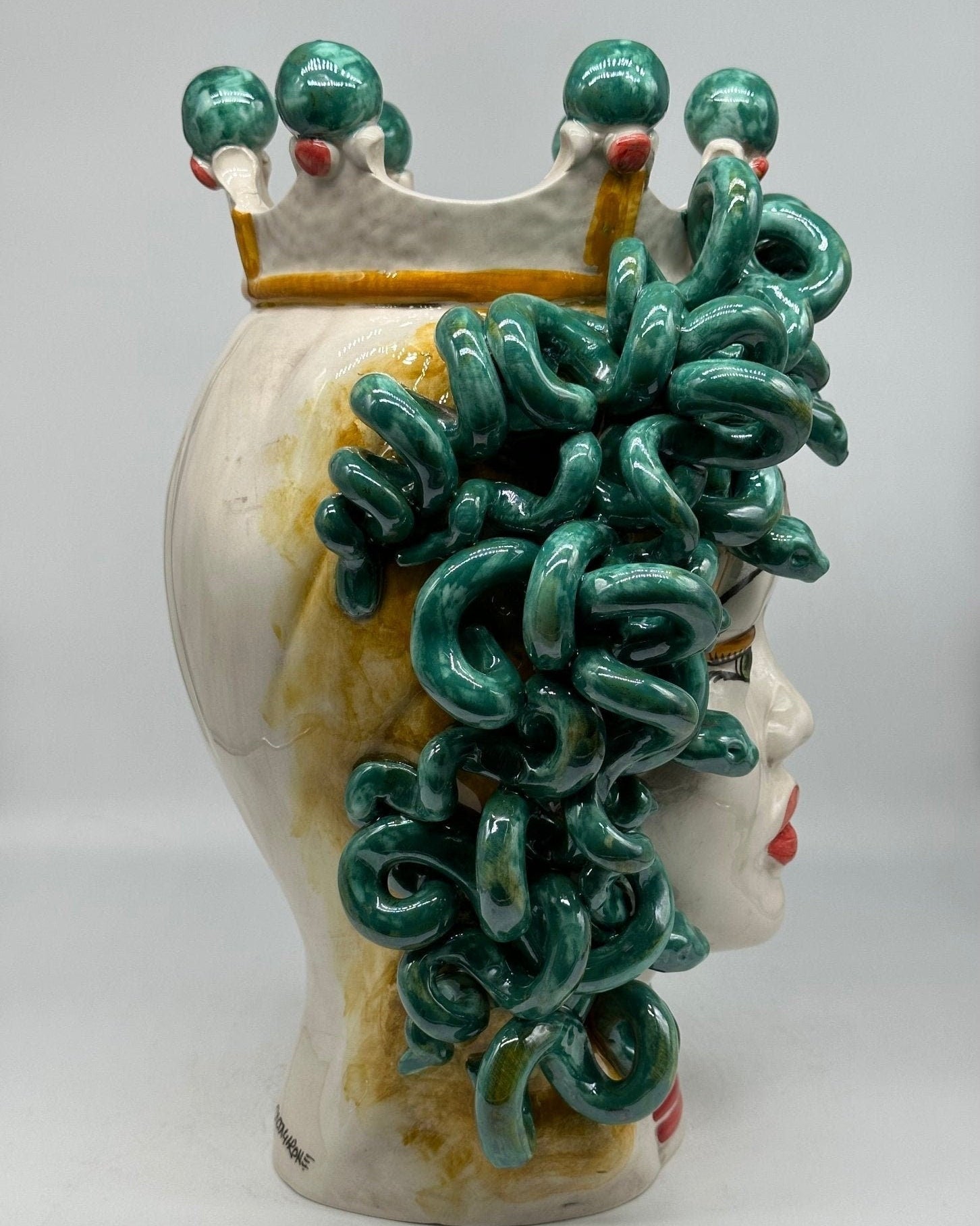 Testa Mitologica Medusa Ceramica Caltagirone cm H.40 L.30 Artigianale - DD CERAMICHE SICILIANE