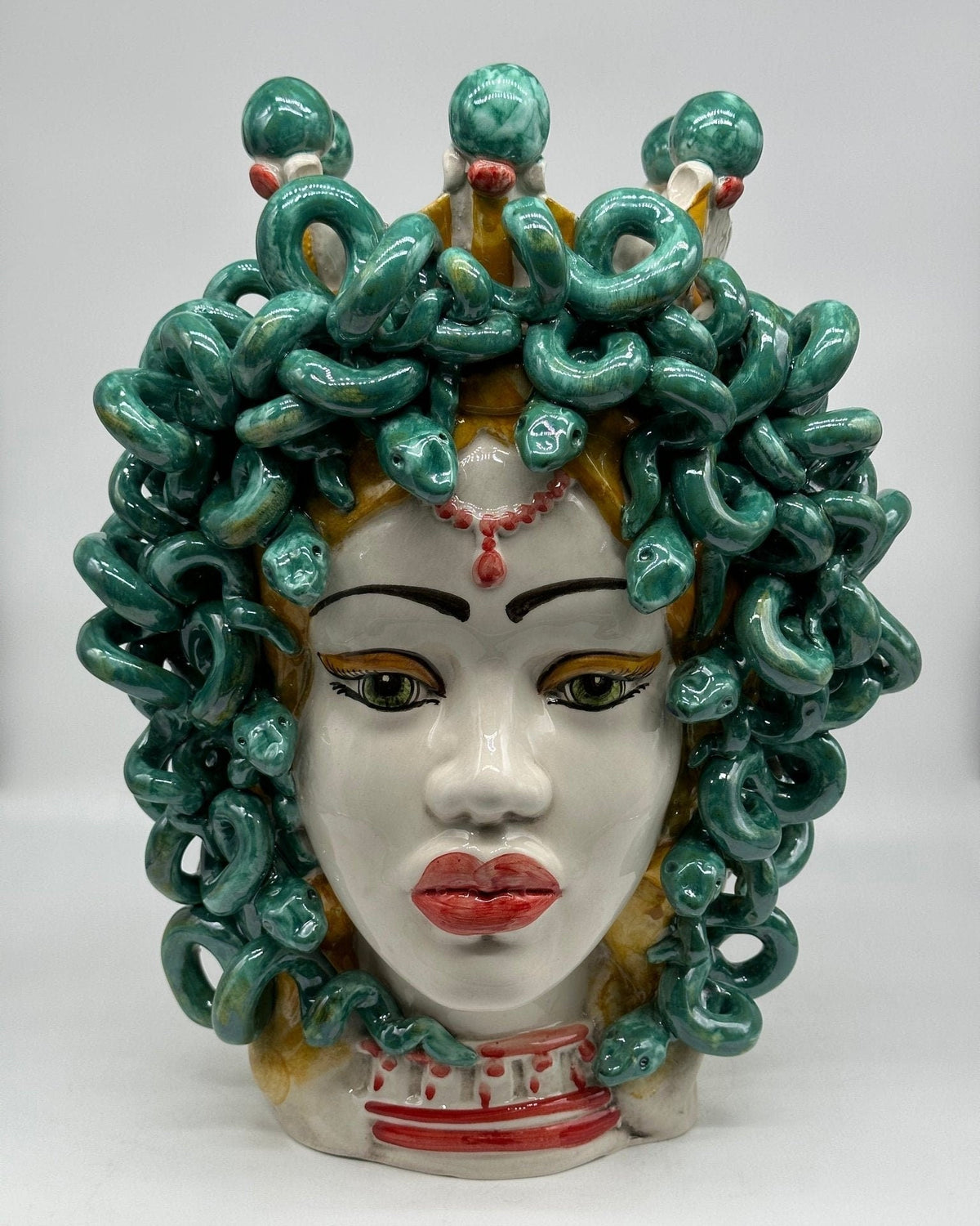 Testa Mitologica Medusa Ceramica Caltagirone cm H.40 L.30 Artigianale - DD CERAMICHE SICILIANE