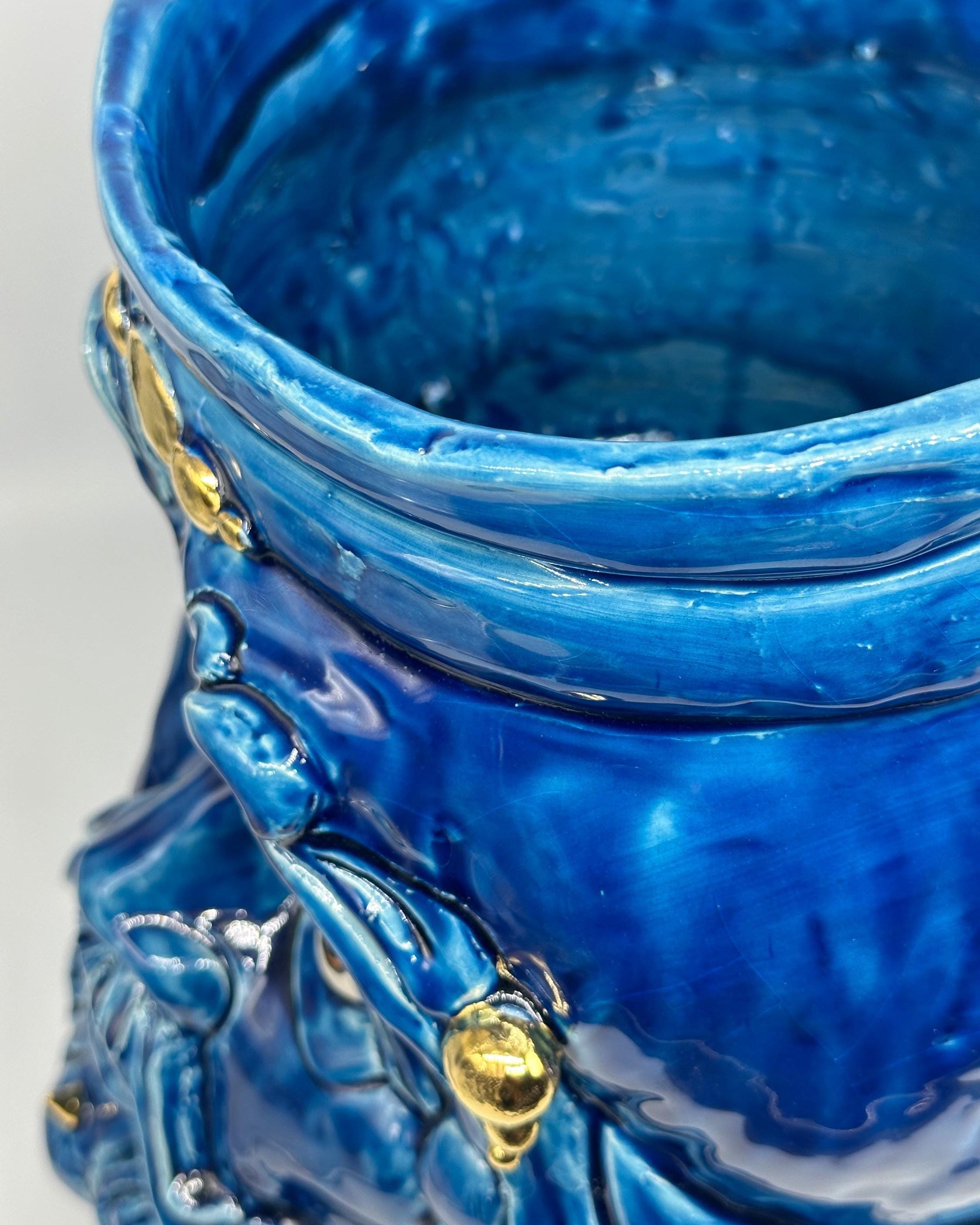 Testa Mitologica Uomo Ceramica Caltagirone cm H.35 L.25 Artigianale Blu dettagli Oro - TESTA DI MORO