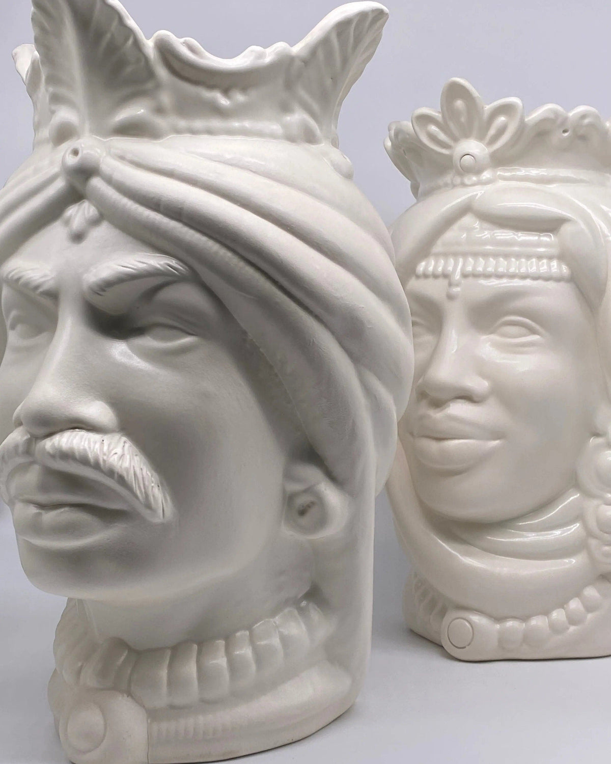 Teste di Moro Afro Ceramica Caltagirone cm H.35 L.23 Artigianale Bianco Opaco DD CERAMICHE SICILIANE