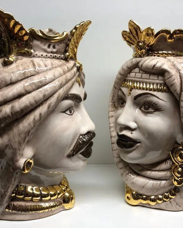 Teste di Moro Afro Ceramica Caltagirone cm H.35 L.23 Artigianale Écru dettagli Oro DD CERAMICHE SICILIANE