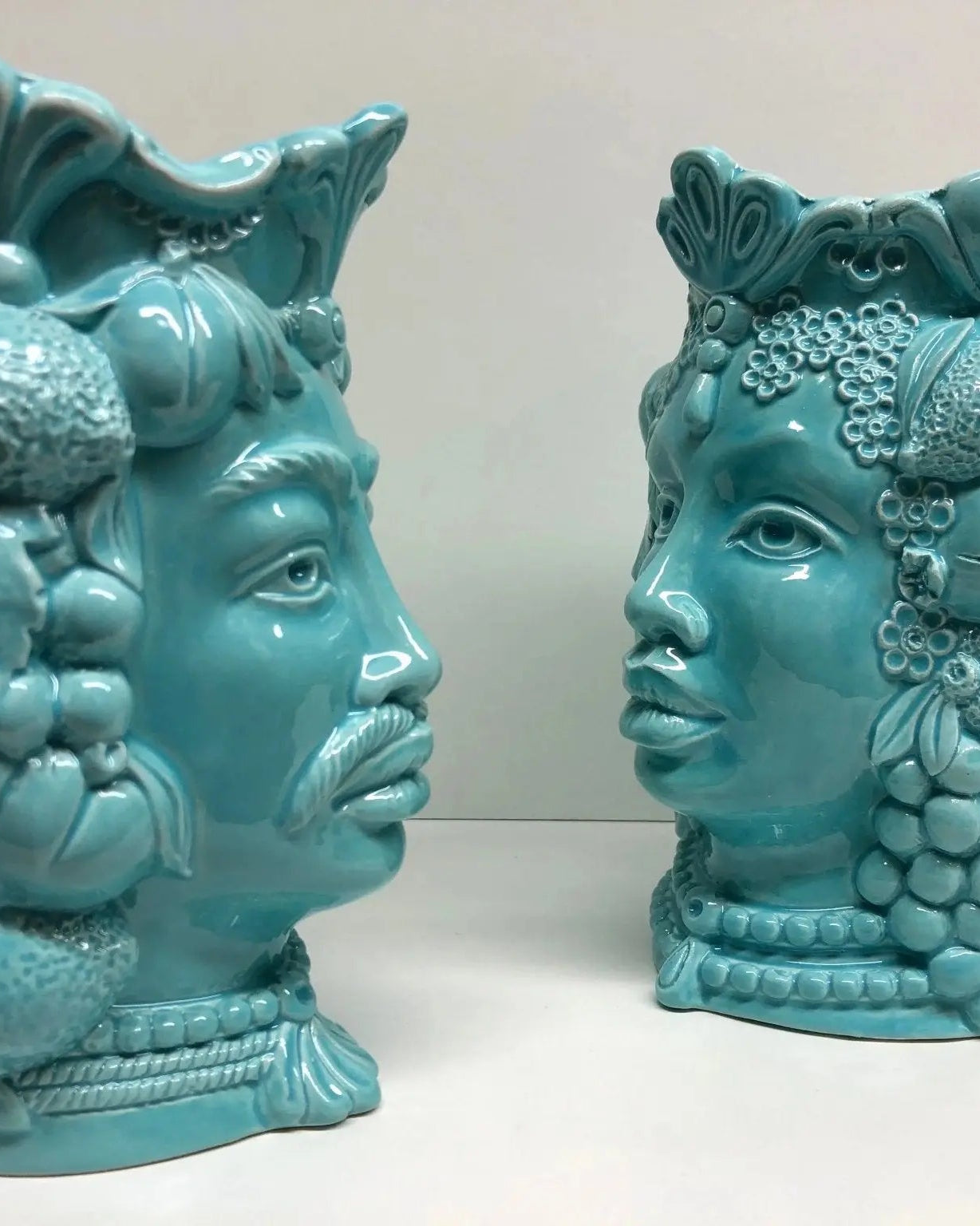 Teste di Moro Afro Frutta Ceramica Caltagirone cm H.18 L.12 Artigianale Celeste - DD CERAMICHE SICILIANE