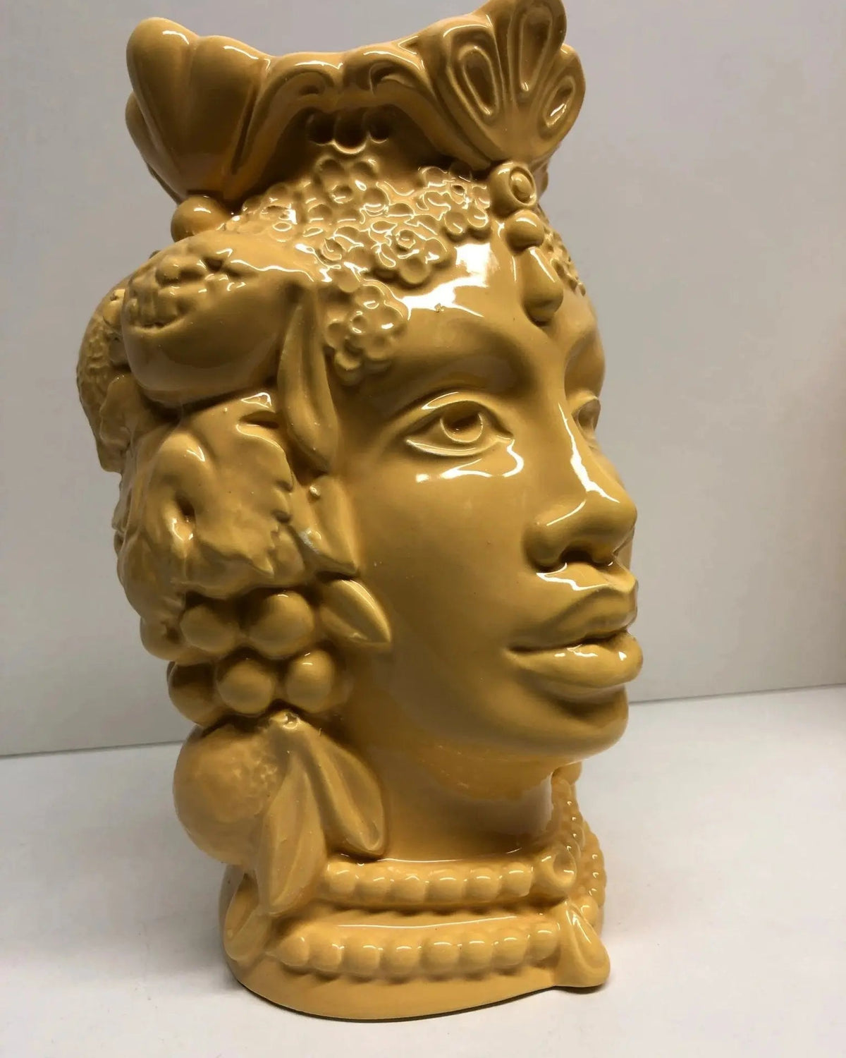 Teste di Moro Afro Frutta Ceramica Caltagirone cm H.18 L.12 Artigianale Giallo - DD CERAMICHE SICILIANE