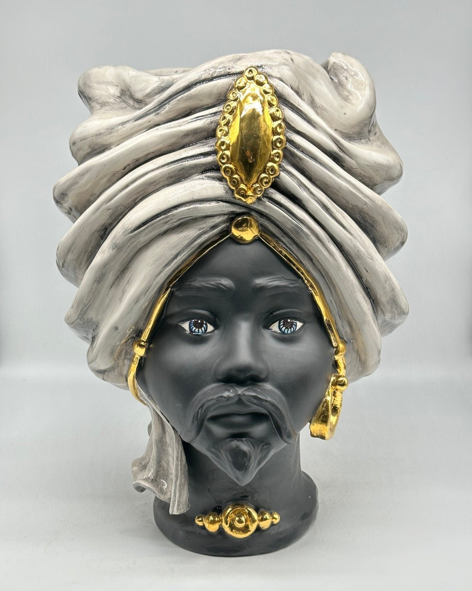 Teste di Moro Atena Ceramica Caltagirone cm H.40 L.28 Artigianale Ghiaccio Opaco Oro - DD CERAMICHE SICILIANE