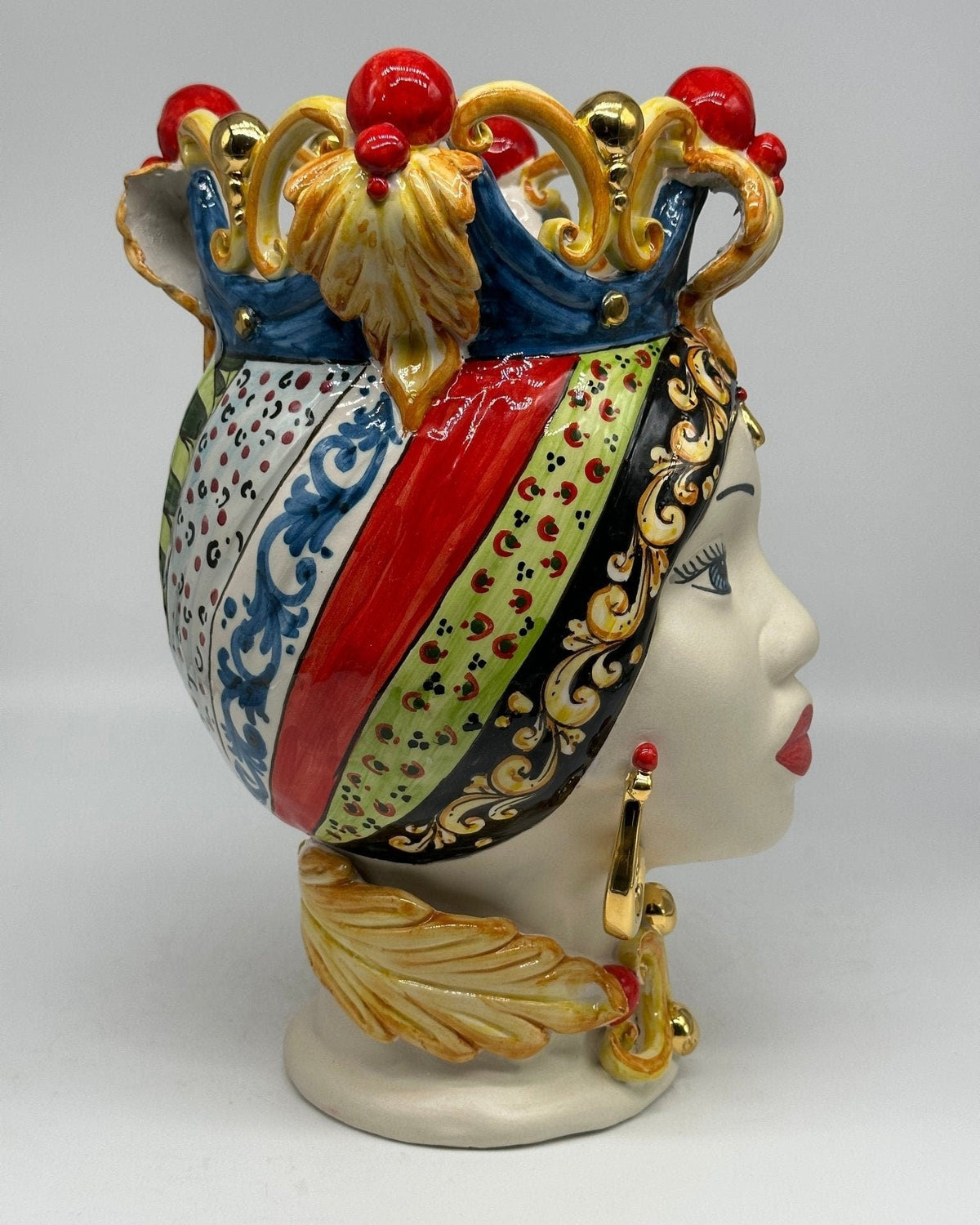 Teste di Moro Diana “Carretto” Ceramica Caltagirone cm H.30 L.20 Artigianale Écru Oro Sfere Rosso - DD CERAMICHE SICILIANE