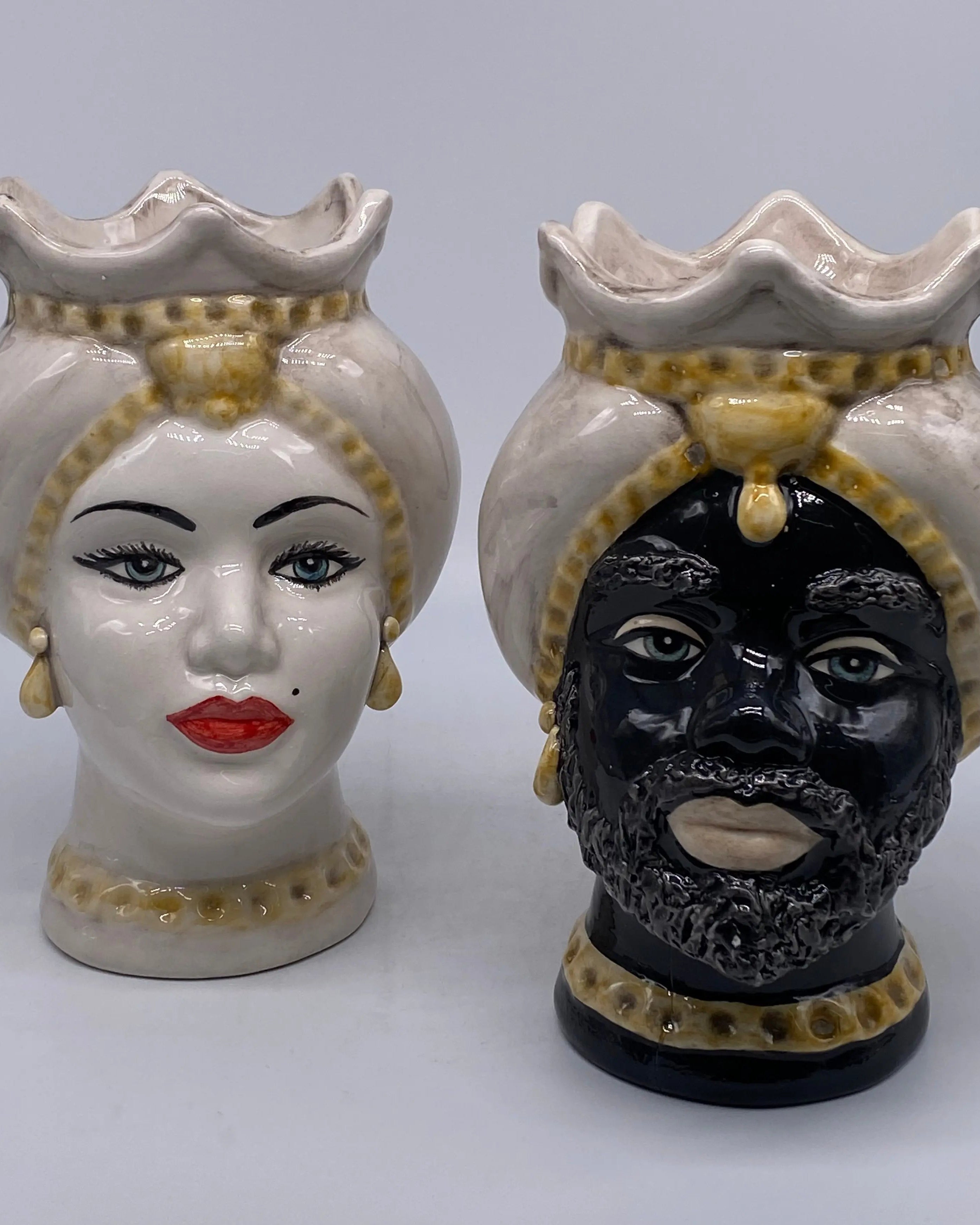 Teste di Moro Luis Ceramica Caltagirone cm H.22 L.15 Artigianale Turbante Liscio Écru Giallo DD CERAMICHE SICILIANE