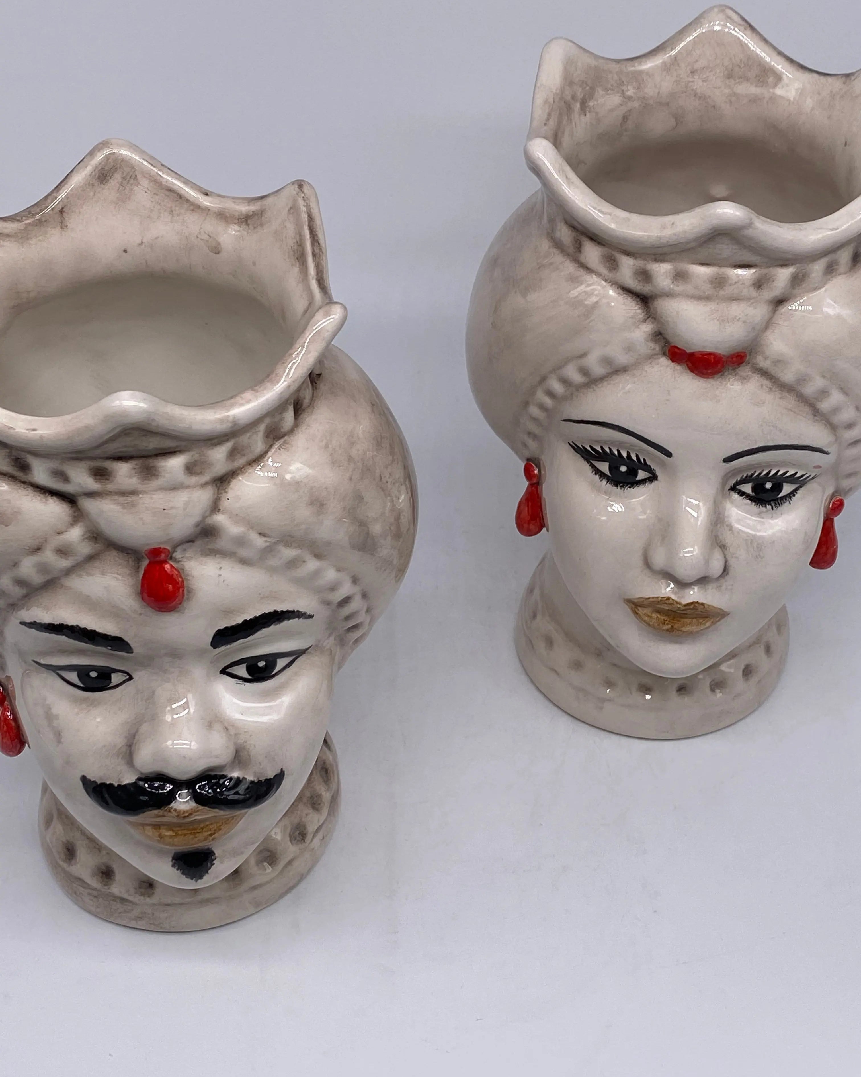 Teste di Moro Luis Ceramica Caltagirone cm H.22 L.15 Artigianale Turbante Liscio Écru DD CERAMICHE SICILIANE