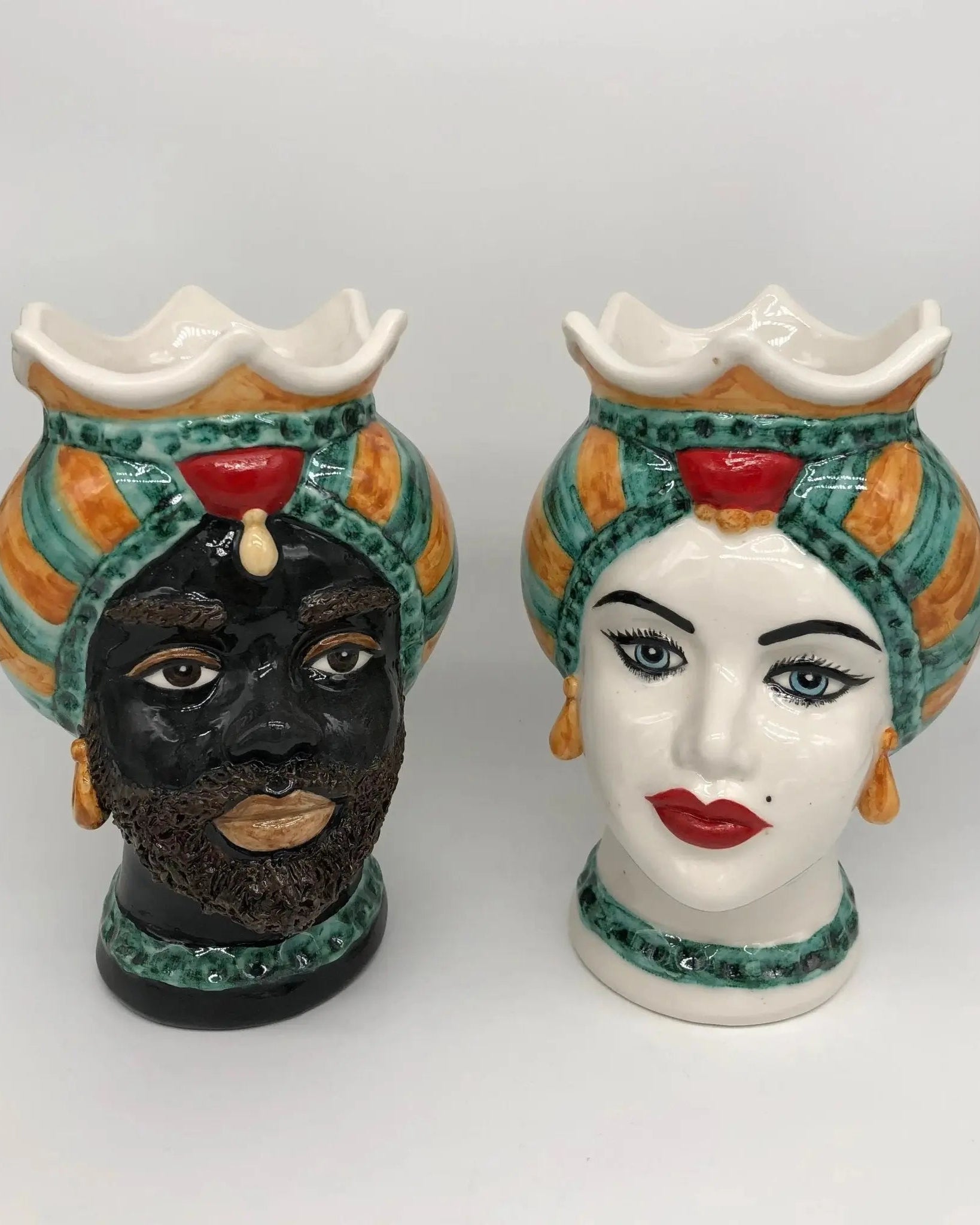 Teste di Moro Luis Ceramica Caltagirone cm H.22 L.15 Artigianale Turbante Liscio Verde Ocra Rosso - DD CERAMICHE SICILIANE