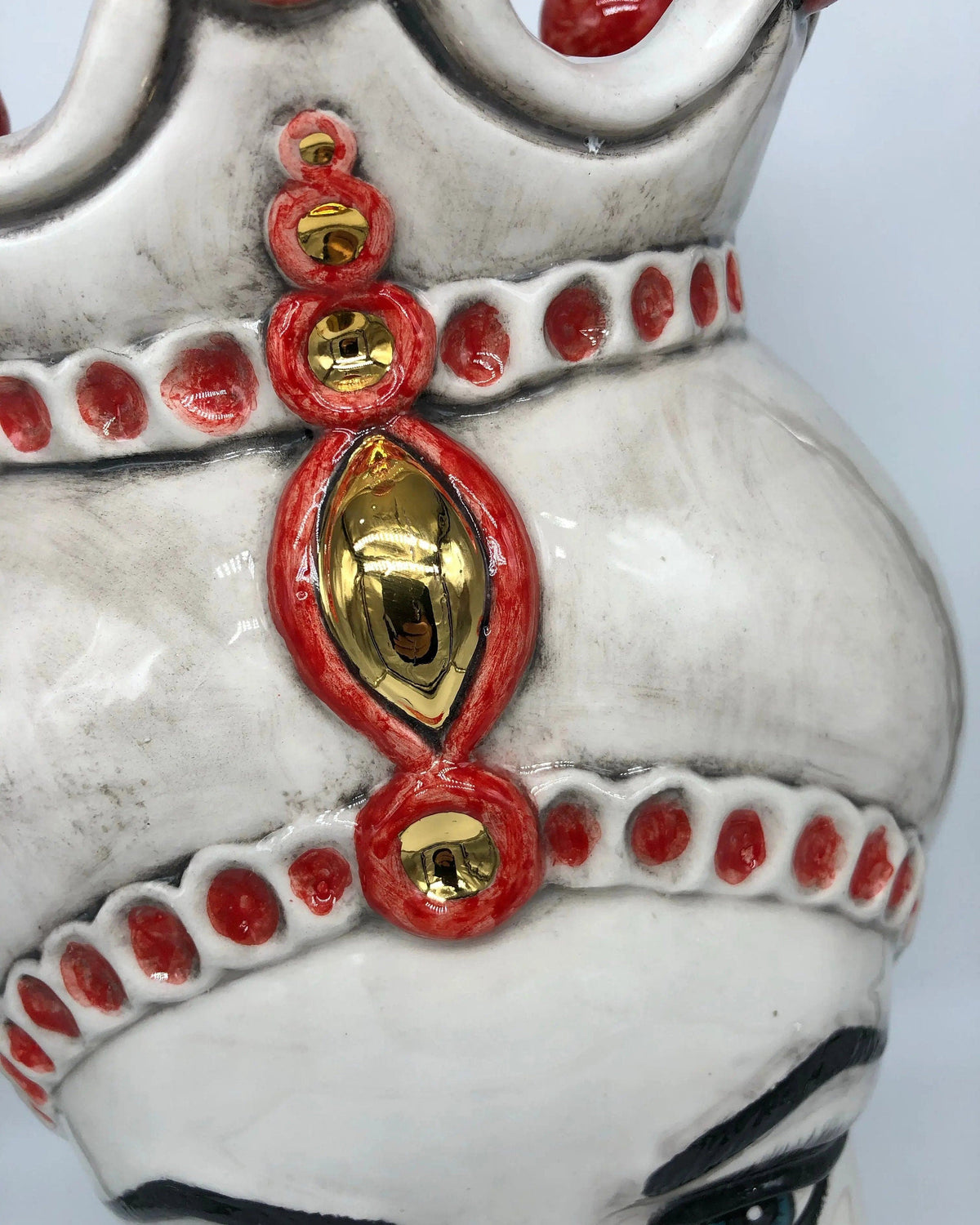 Teste di Moro Luis Ceramica Caltagirone cm H.44 L.23 Artigianale Turbante Liscio Écru Rosso Oro DD CERAMICHE SICILIANE
