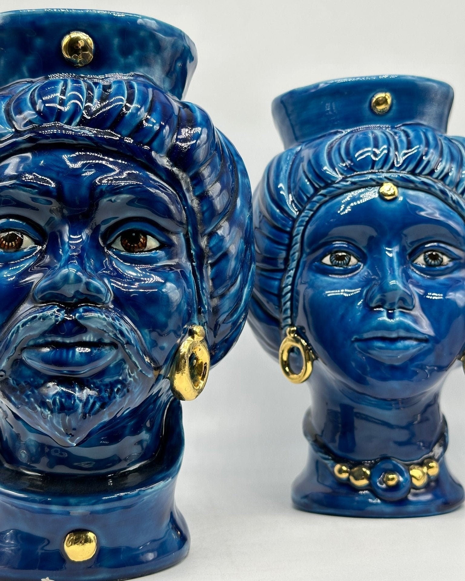 Teste di Moro Mediterraneo Ceramica Caltagirone cm H.29 L.22 Artigianale Blu Oro - DD CERAMICHE SICILIANE