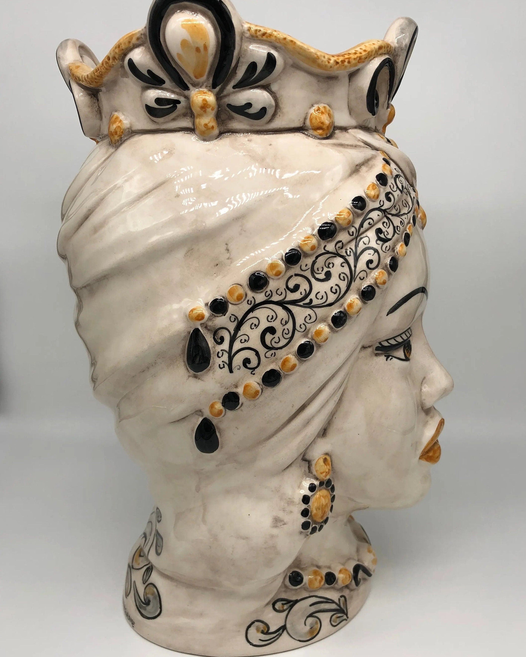 Teste di Moro Saturno Ceramica Caltagirone cm H.37 L.22 Artigianale Barocco Ocra Nero DD CERAMICHE SICILIANE
