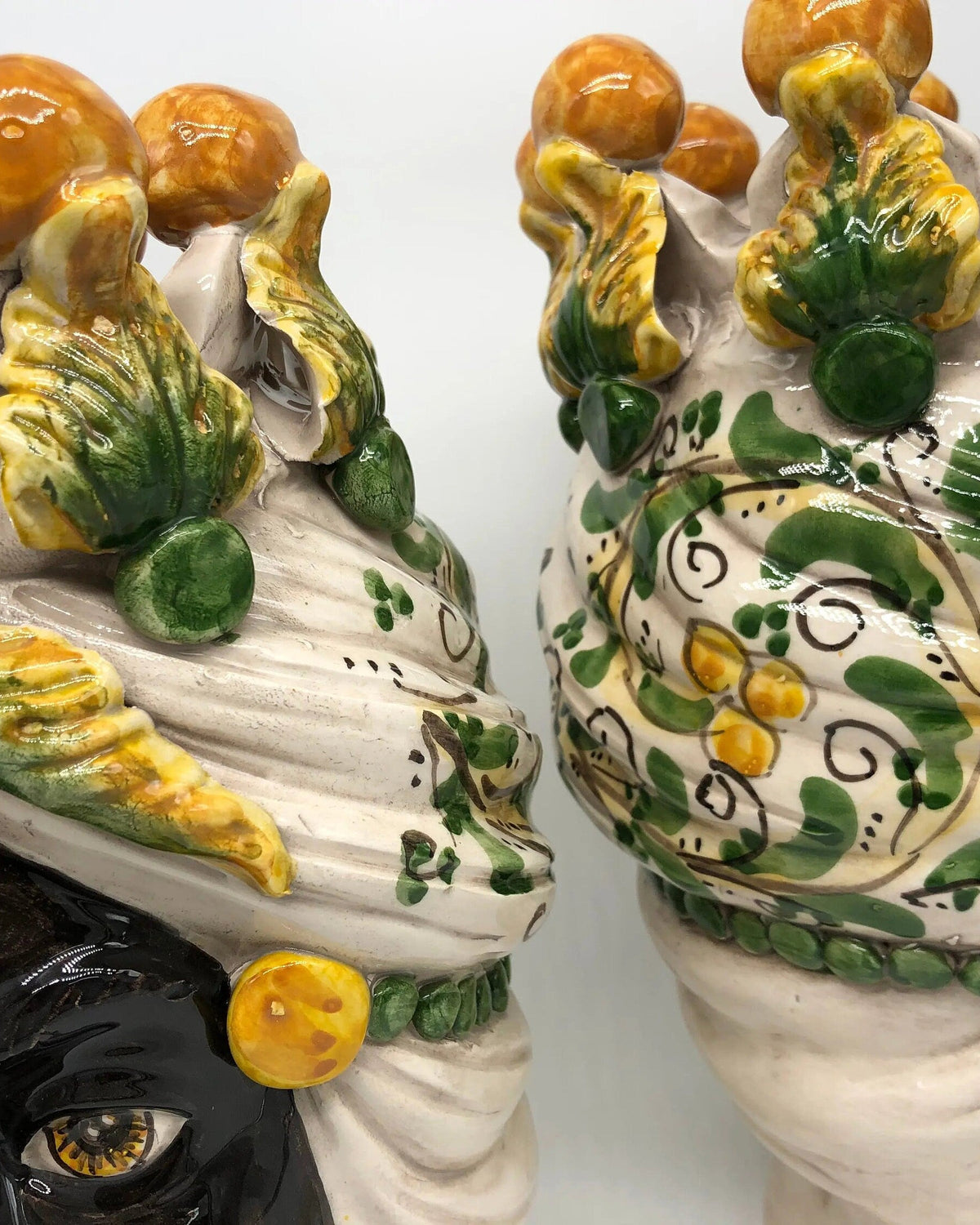 Teste di Moro Seicento Ceramica Caltagirone cm H.30 L.20 Artigianale Verde Giallo DD CERAMICHE SICILIANE