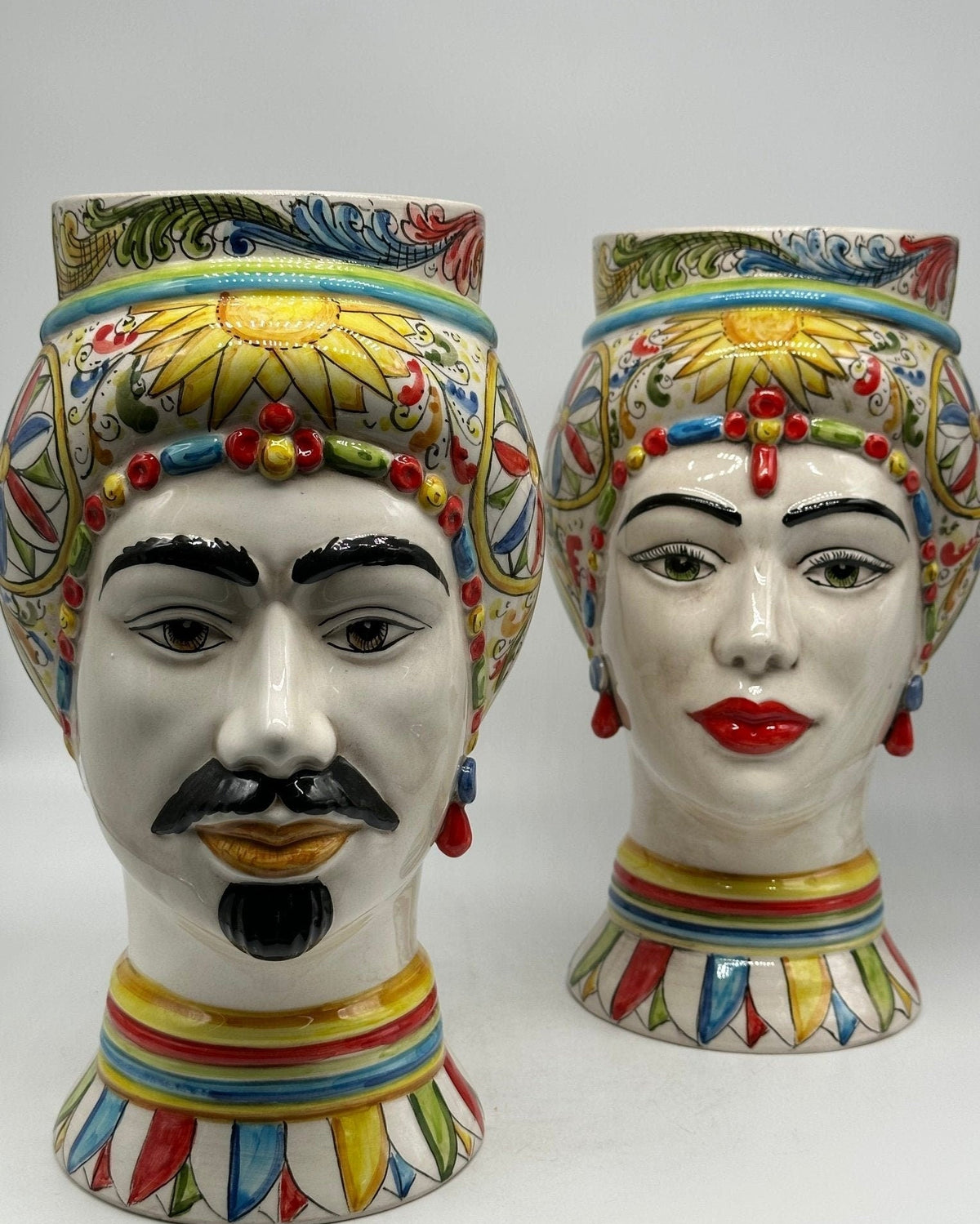 Teste di Moro Token Ceramica Caltagirone cm H.31 L.18 Artigianale Decoro “Carretto” - DD CERAMICHE SICILIANE