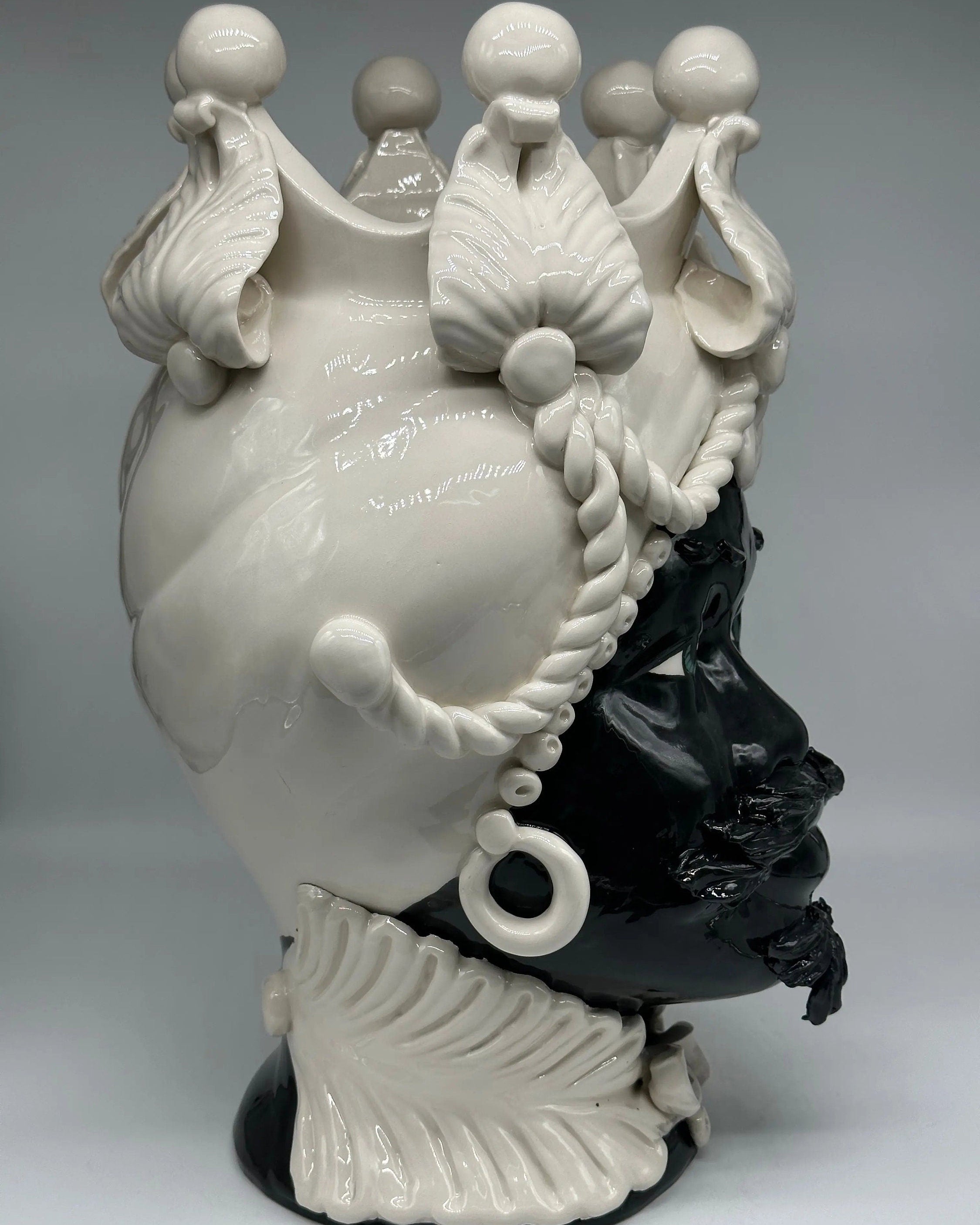 Teste di Moro Zefiro Ceramica Caltagirone cm H.43 L.26 Artigianale Bianco Nero DD CERAMICHE SICILIANE