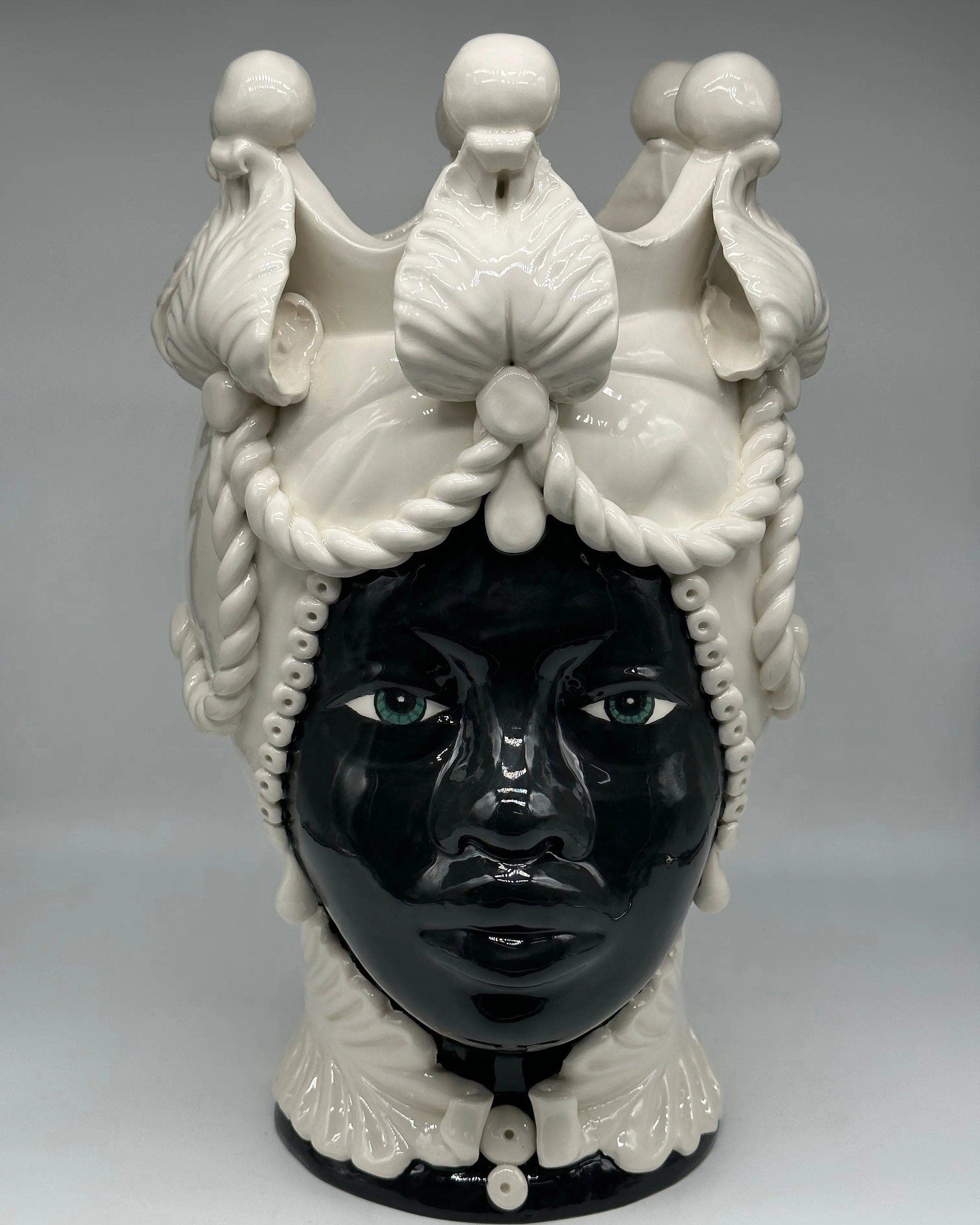 Teste di Moro Zefiro Ceramica Caltagirone cm H.43 L.26 Artigianale Bianco Nero DD CERAMICHE SICILIANE