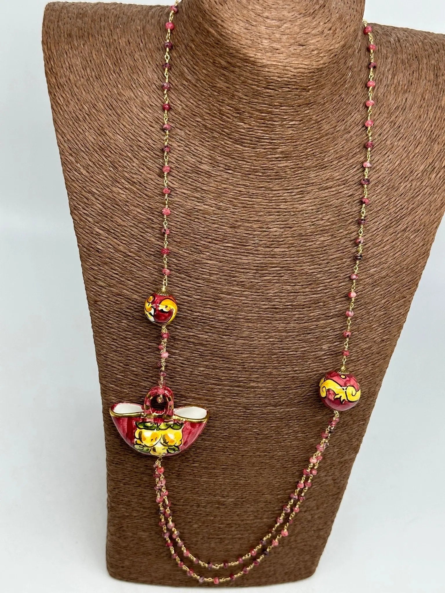 Collana Coffa Siciliana decorata Bordeaux Ceramica di Caltagirone - COLLANA