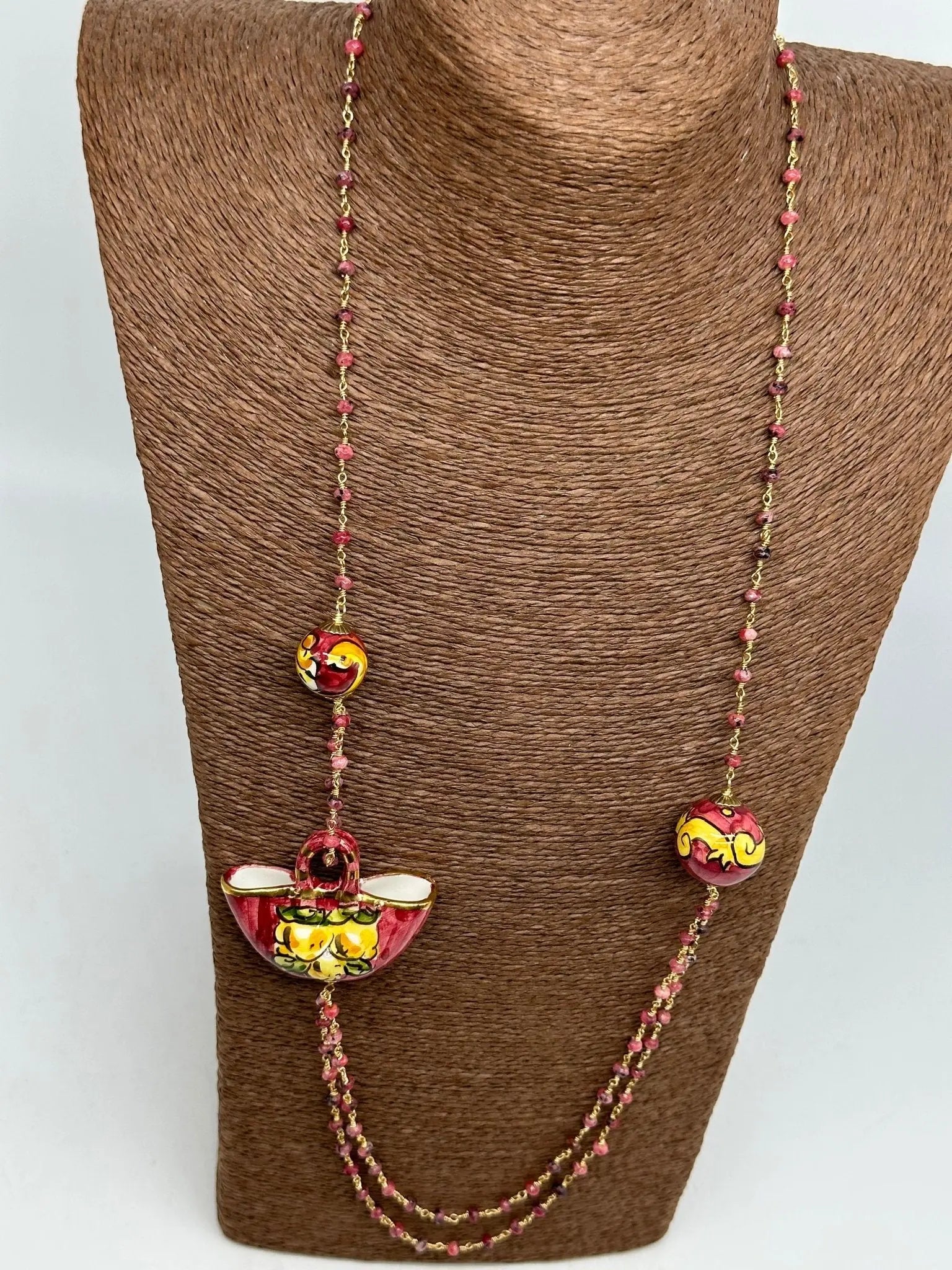 Collana Coffa Siciliana decorata Bordeaux Ceramica di Caltagirone - COLLANA