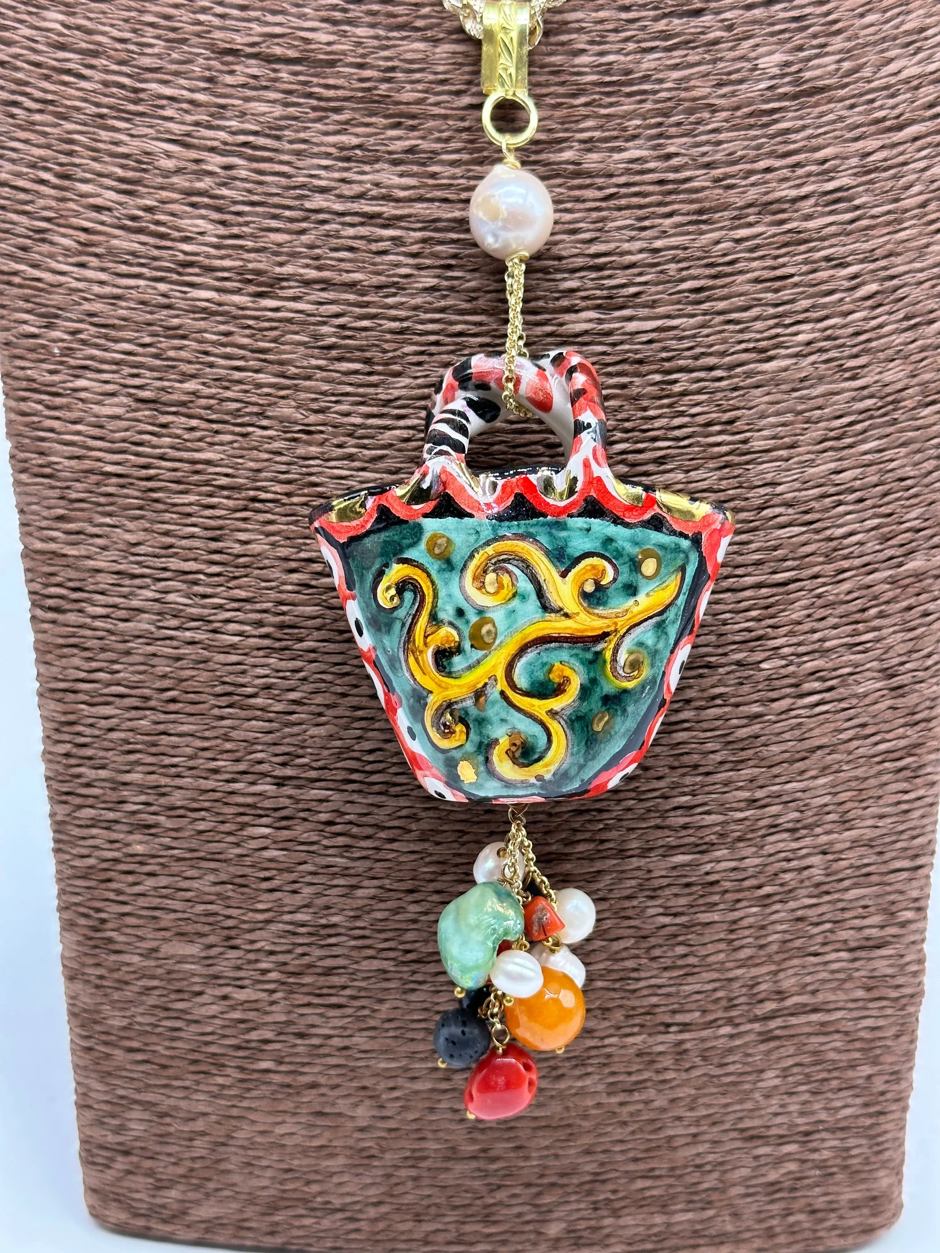 Collana Coffa Siciliana decorata Vulcano Etna Ceramica di Caltagirone DD CERAMICHE SICILIANE