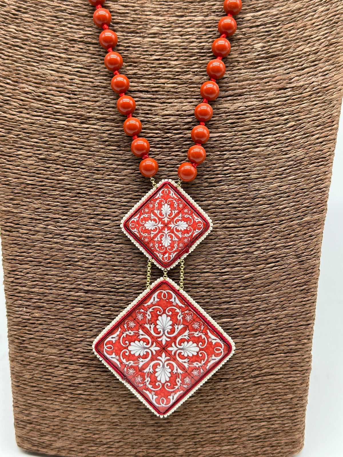 Collana Piastrelle Ceramica di Caltagirone catena con pietre rosse - COLLANA