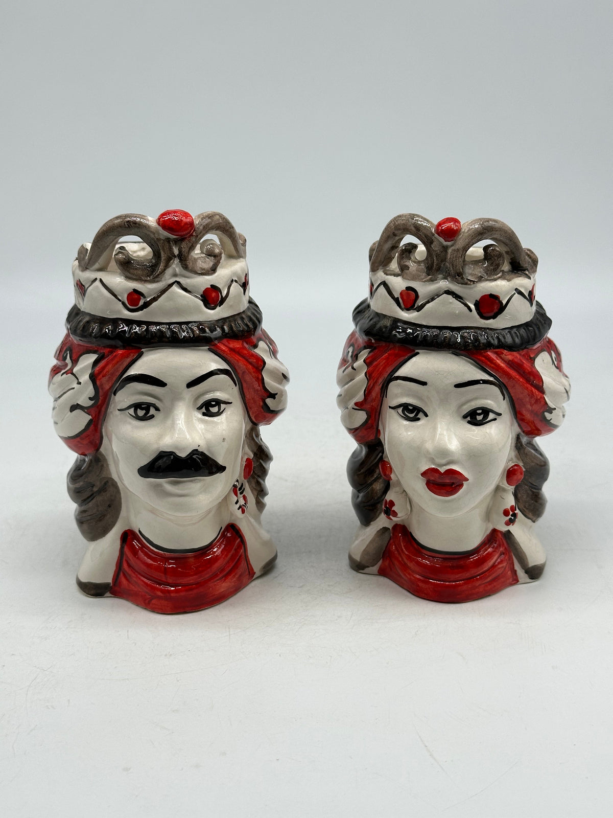 Coppia Teste di Moro Seicento Rosso V.2 cm H.15 L.10 Ceramica Caltagirone Artigianale - TESTE DI MORO