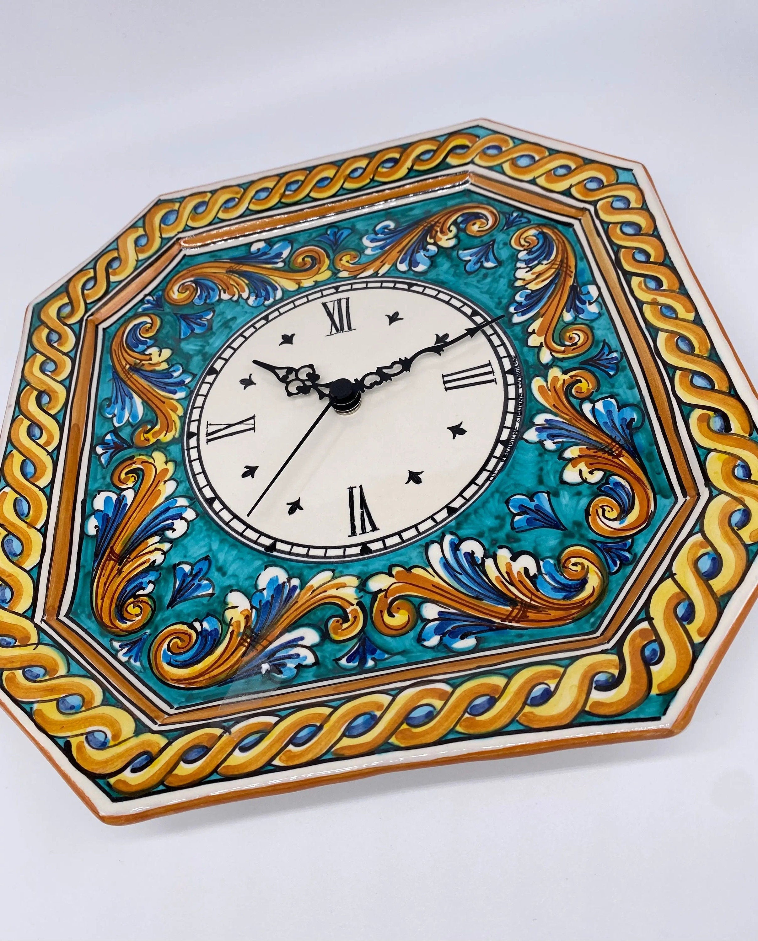 Orologio da Parete Ceramica Caltagirone Ottagonale dipinto a mano cm 32 Decoro n.4 DD CERAMICHE SICILIANE
