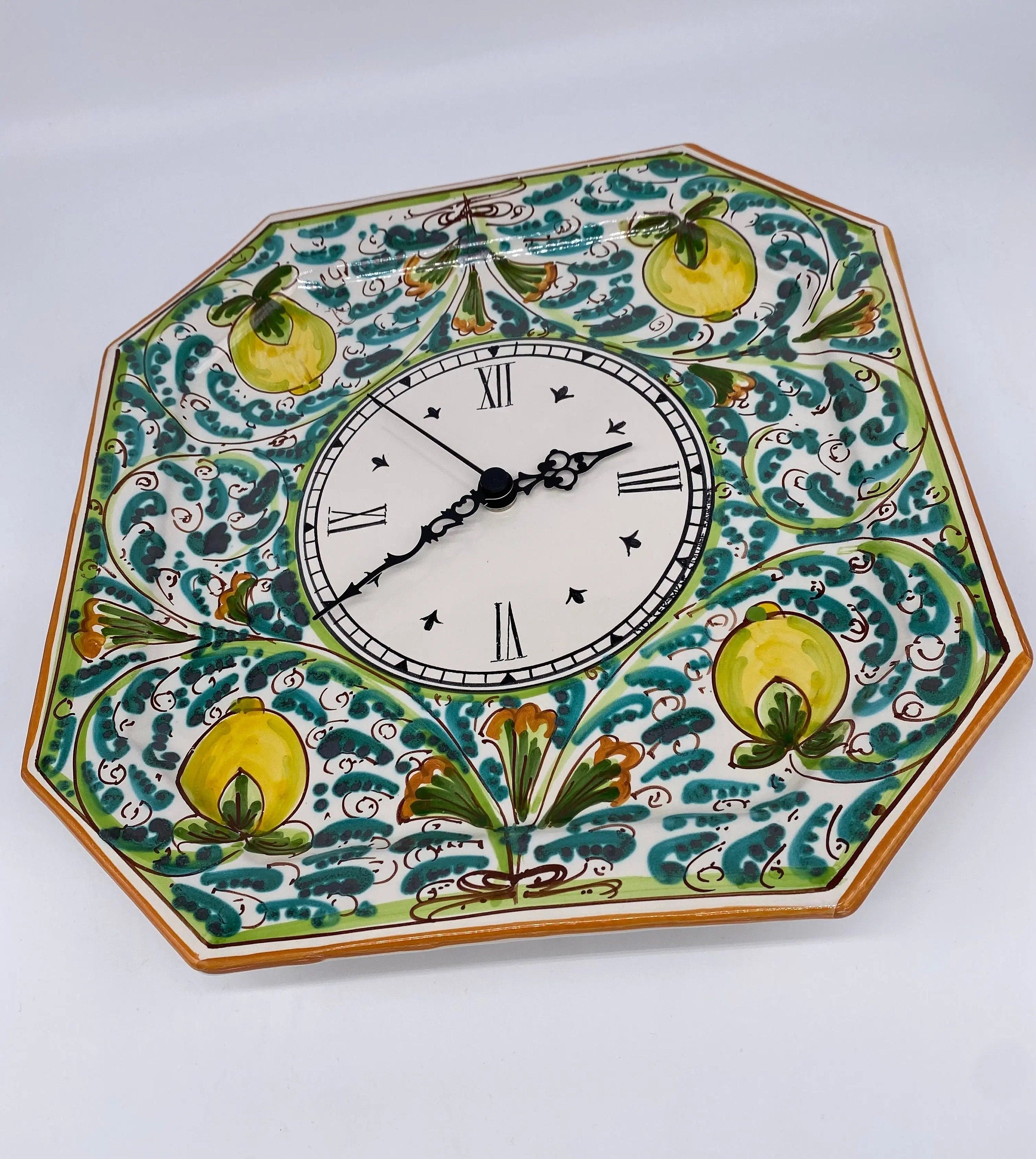 Orologio da Parete Ceramica Caltagirone Ottagonale dipinto a mano cm 32 Decoro n.3 DD CERAMICHE SICILIANE